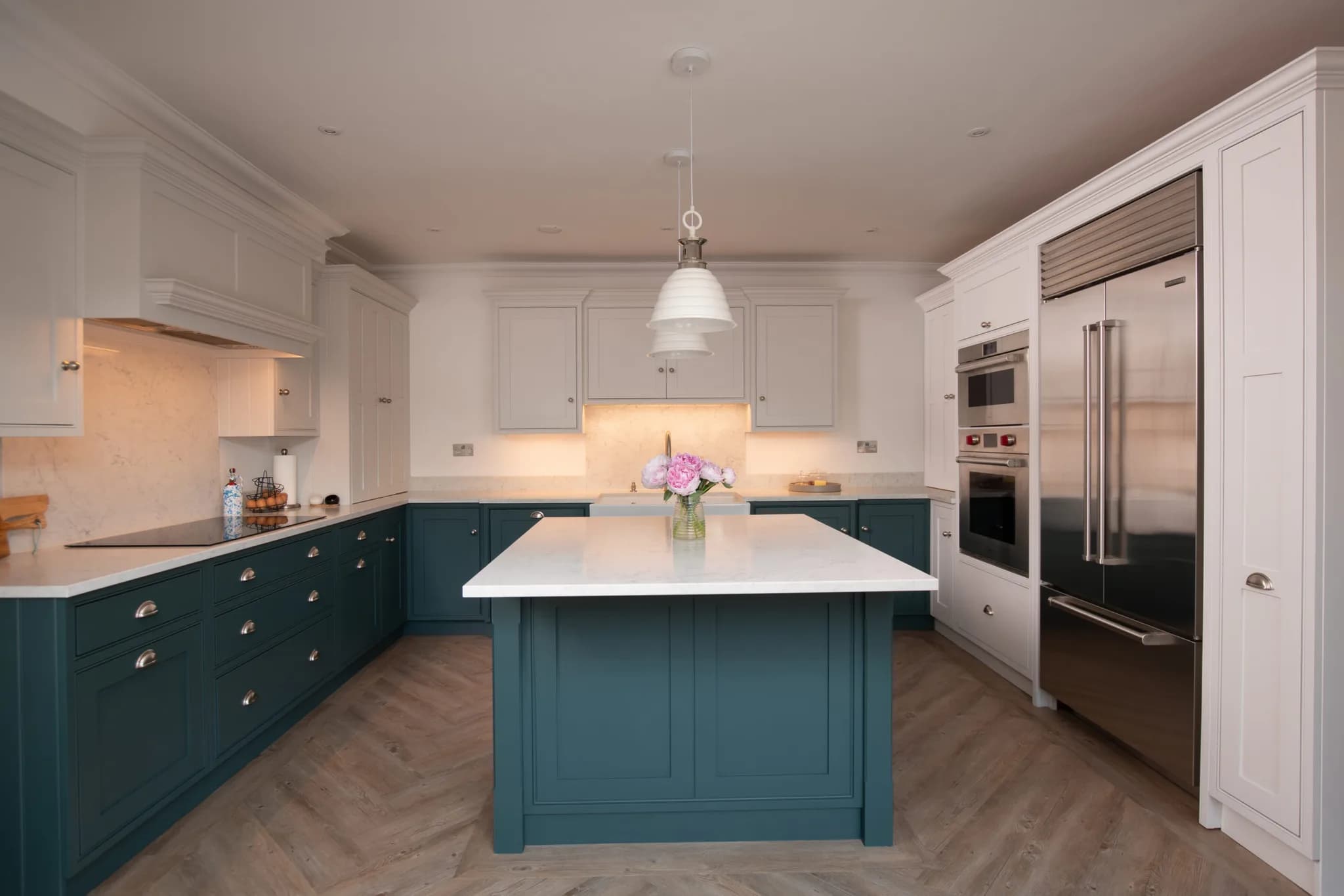 In-frame Shaker Style Kitchen 75, Ingatestone