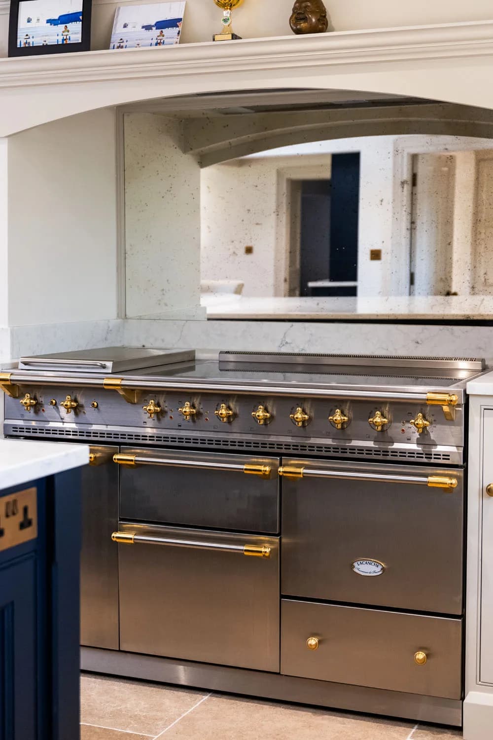 classic-in-frame-cock-bead-shaker-ingatestone-handmade-kitchen-company (13)