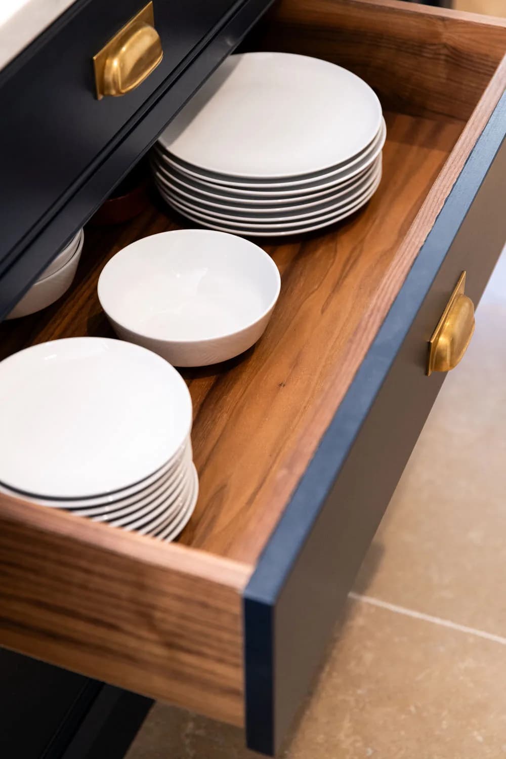 classic-in-frame-cock-bead-shaker-ingatestone-handmade-kitchen-company (21)