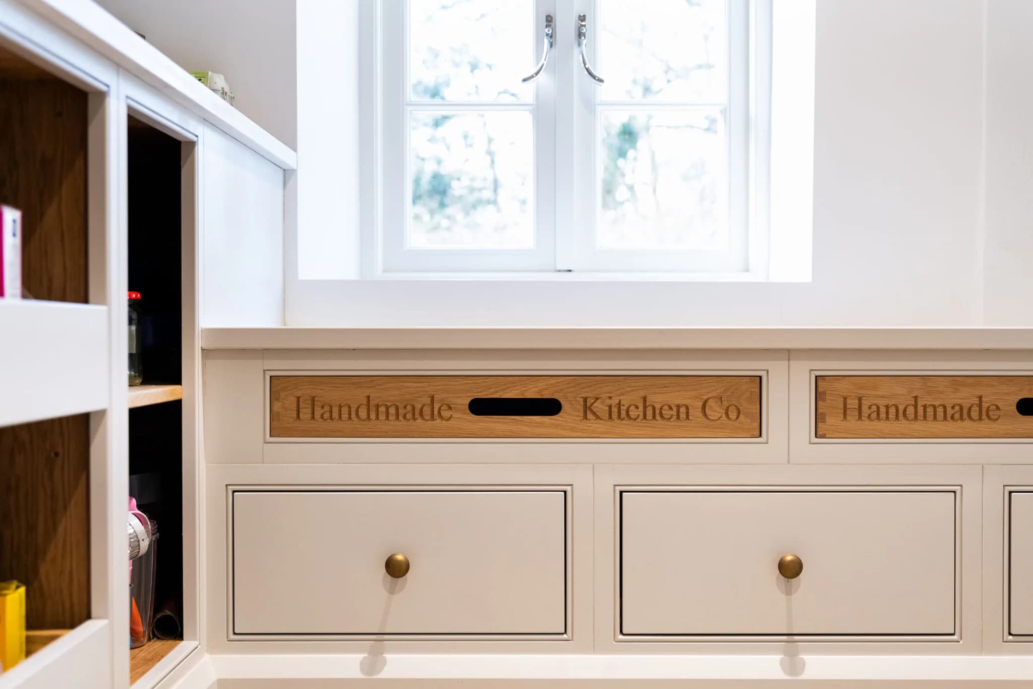 classic-in-frame-cock-bead-shaker-ingatestone-handmade-kitchen-company (34)