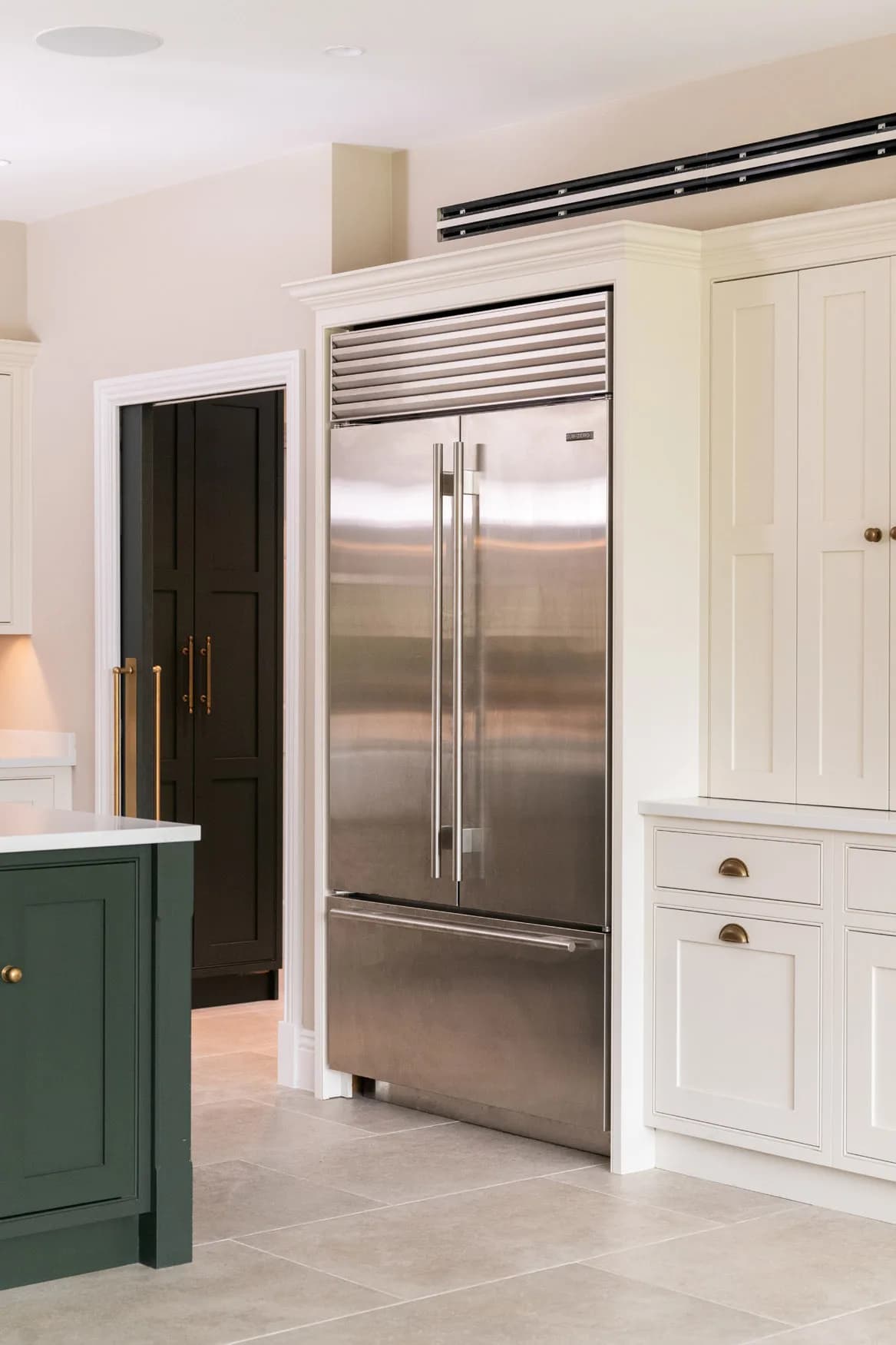 classic-in-frame-shaker-kitchen-cuffley-handmade-kitchen-company (25)