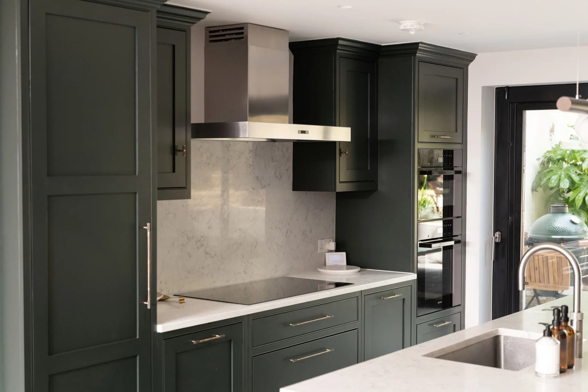 classic-in-frame-shaker-kitchen-islington-handmade-kitchen-co (21) (1)-2