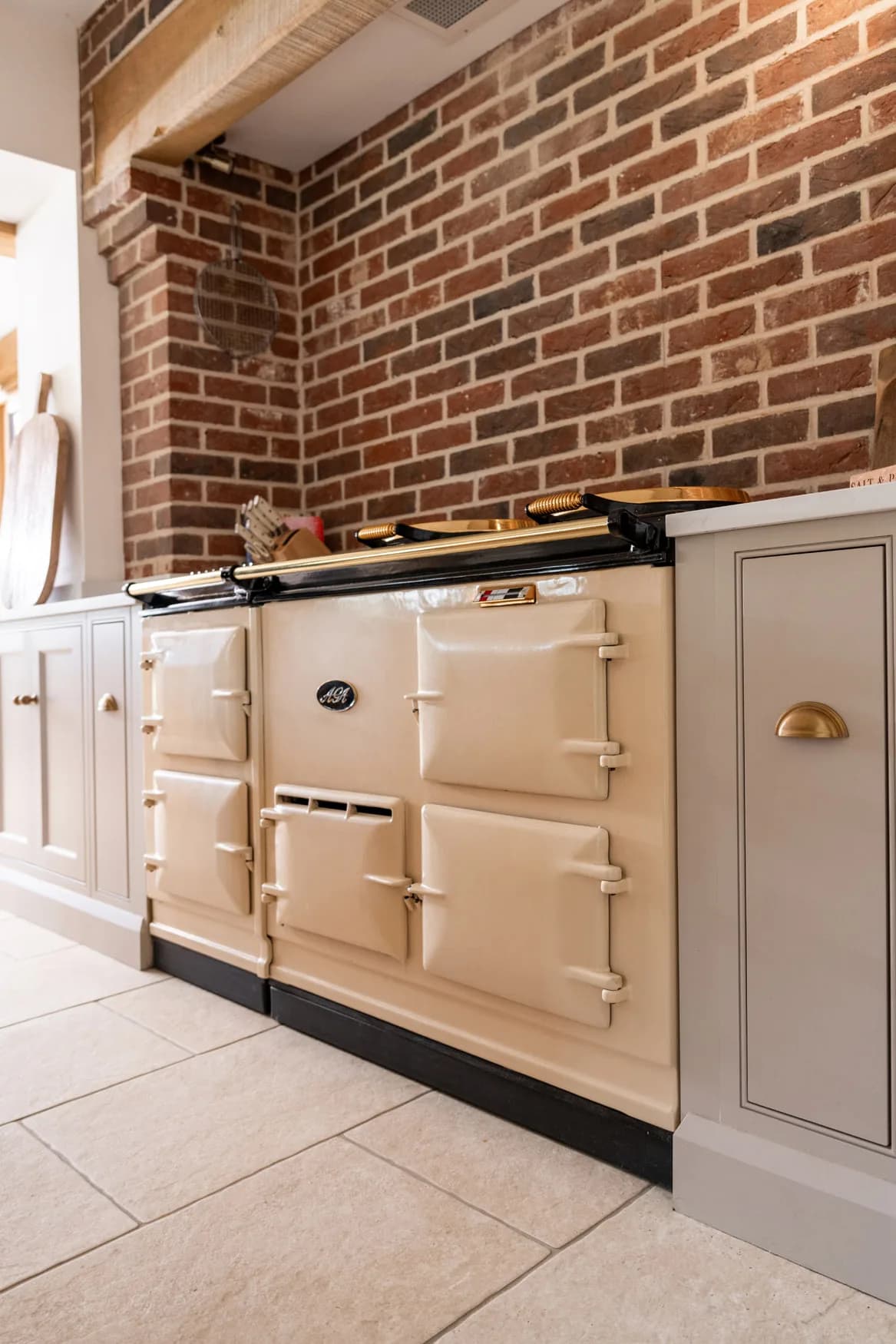 classic-in-frame-shaker-kitchen-nazeing-handmade-kitchen-company (84)