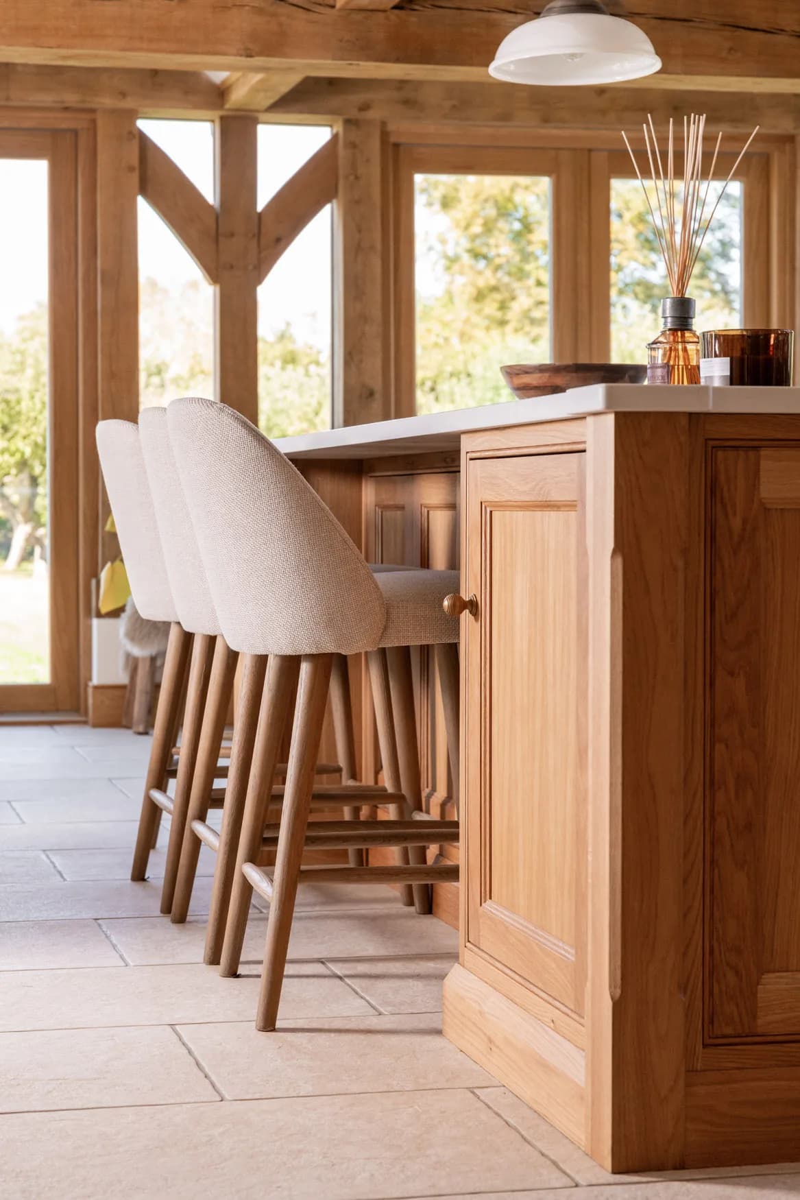 classic-in-frame-shaker-kitchen-nazeing-handmade-kitchen-company (90)