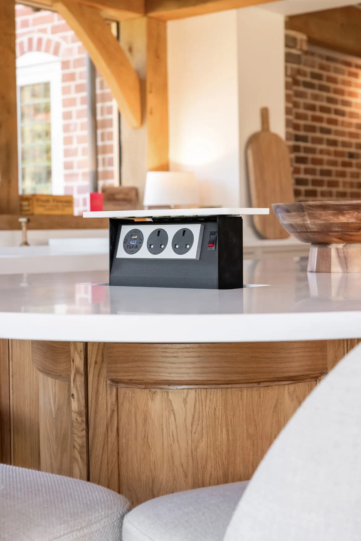 classic-in-frame-shaker-kitchen-nazeing-handmade-kitchen-company (92)