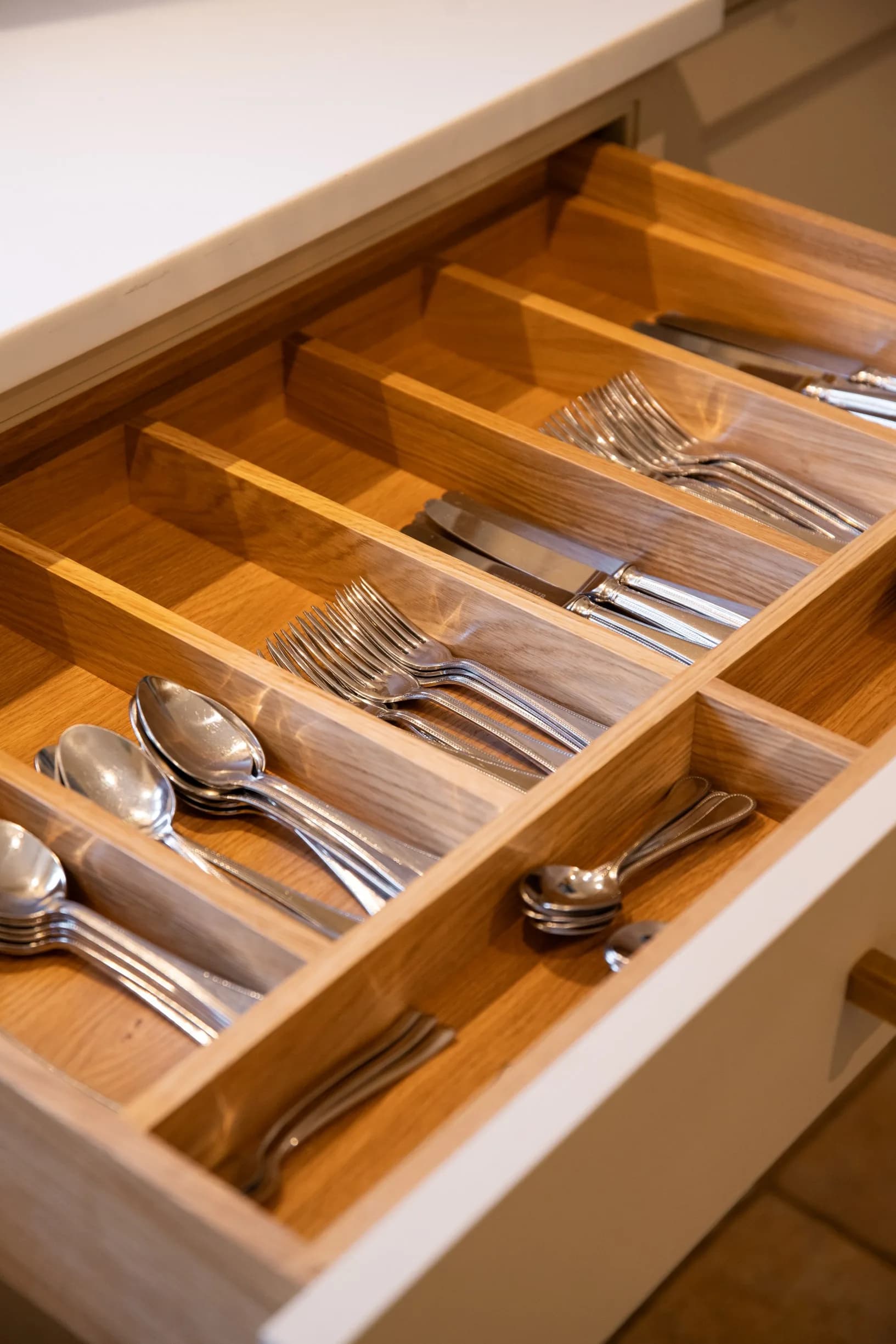 classic-in-frame-shaker-style-modern-bead-stansted-handmade-kitchen-company (62)