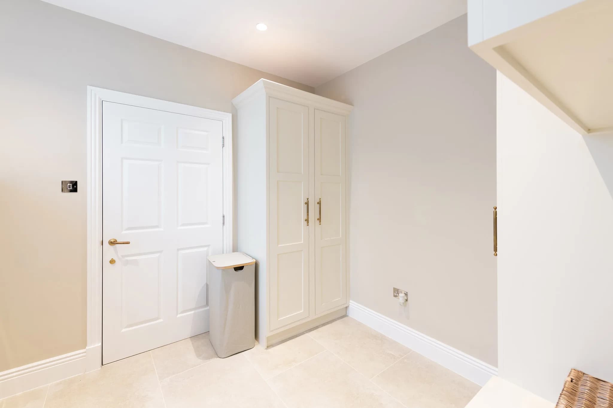 classic-in-frame-shaker-utility-cuffley-handmade-kitchen-company (38)