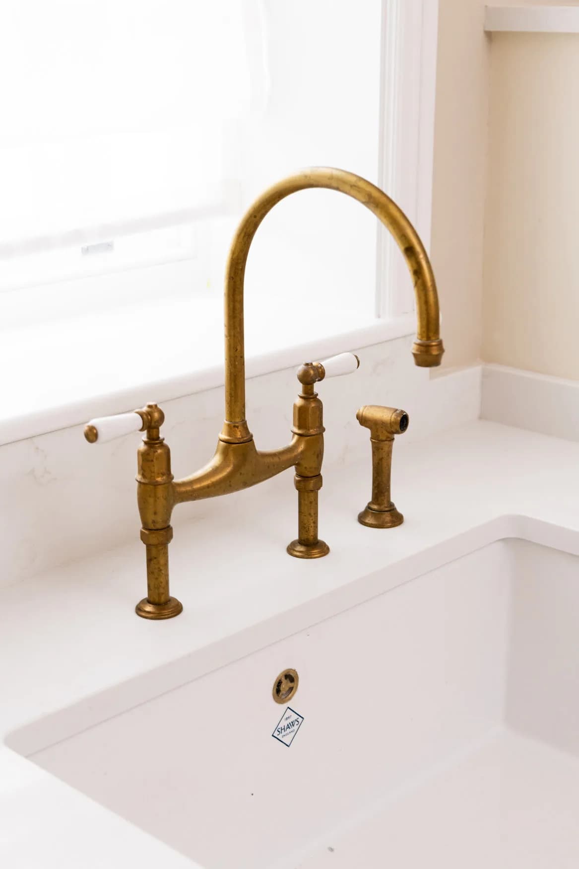 classic-in-frame-shaker-utility-cuffley-handmade-kitchen-company (44)