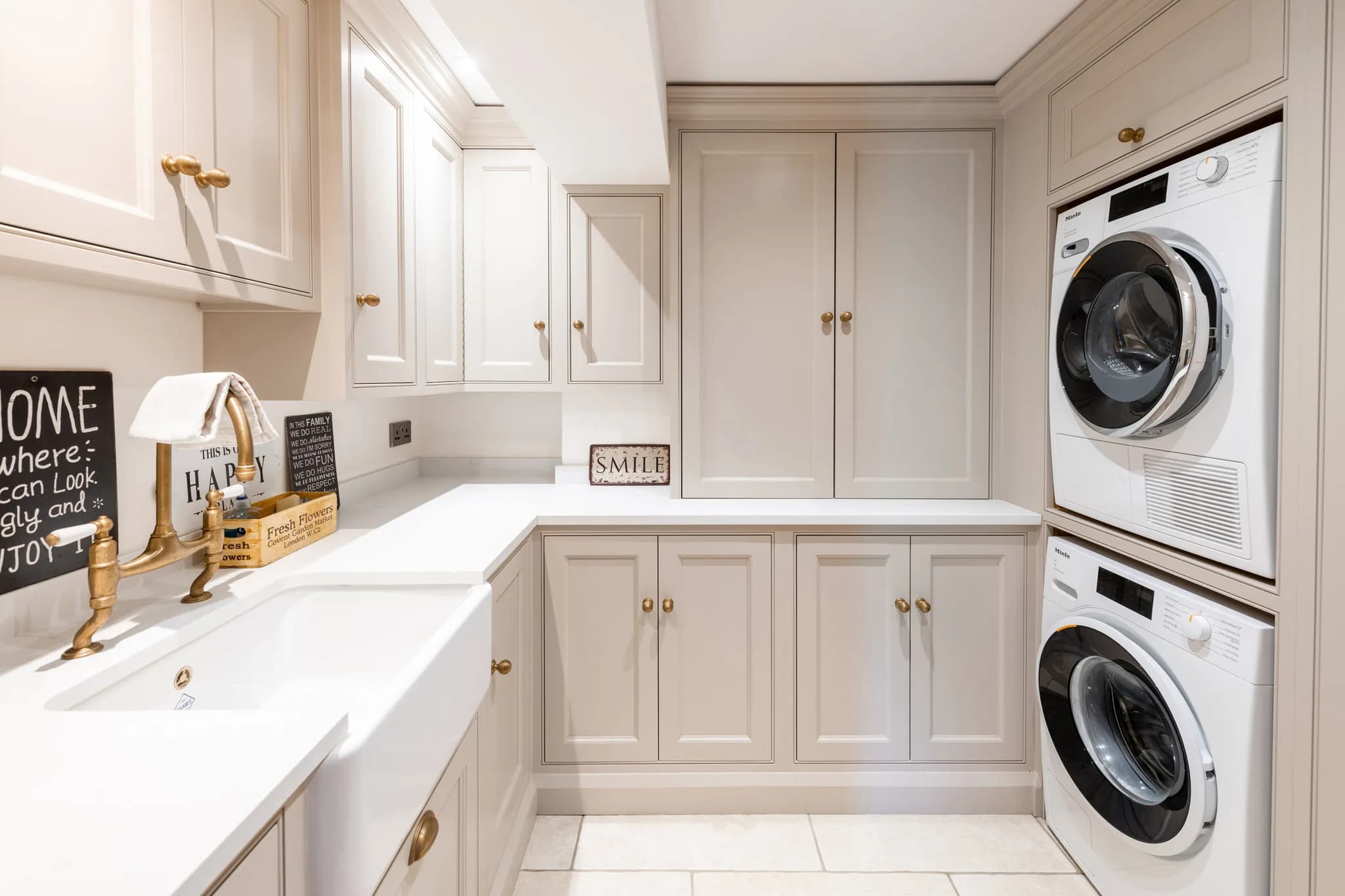 classic-in-frame-shaker-utility-nazeing-handmade-kitchen-company (5)