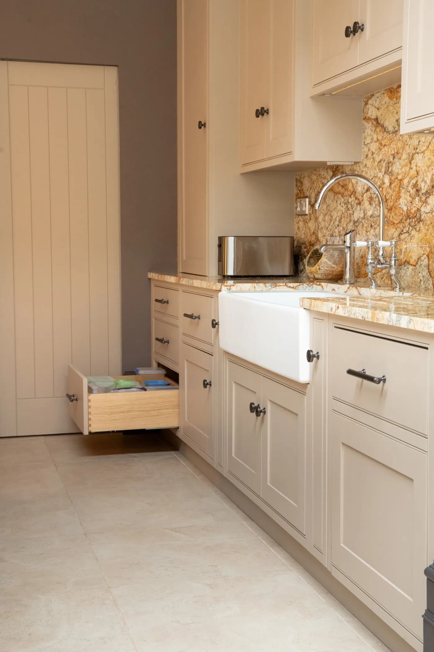 classic-inframe-shaker-kitchen-wanstead-handmade-kitchen-company-essex (60)