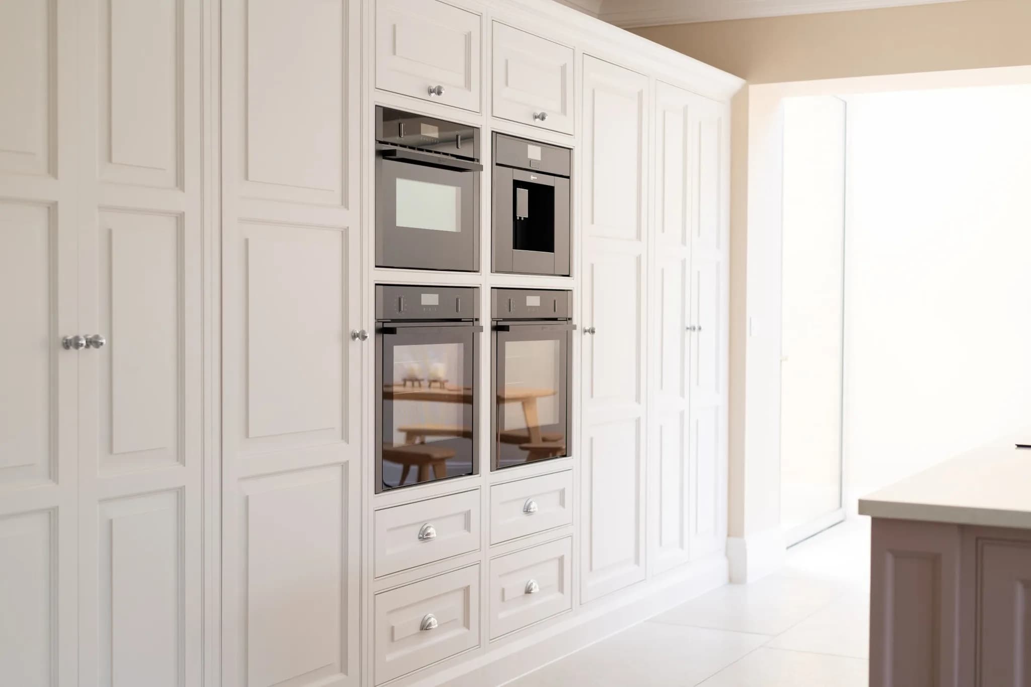 classic-raised-shaker-style-sandy-handmade-kitchen-company (27)