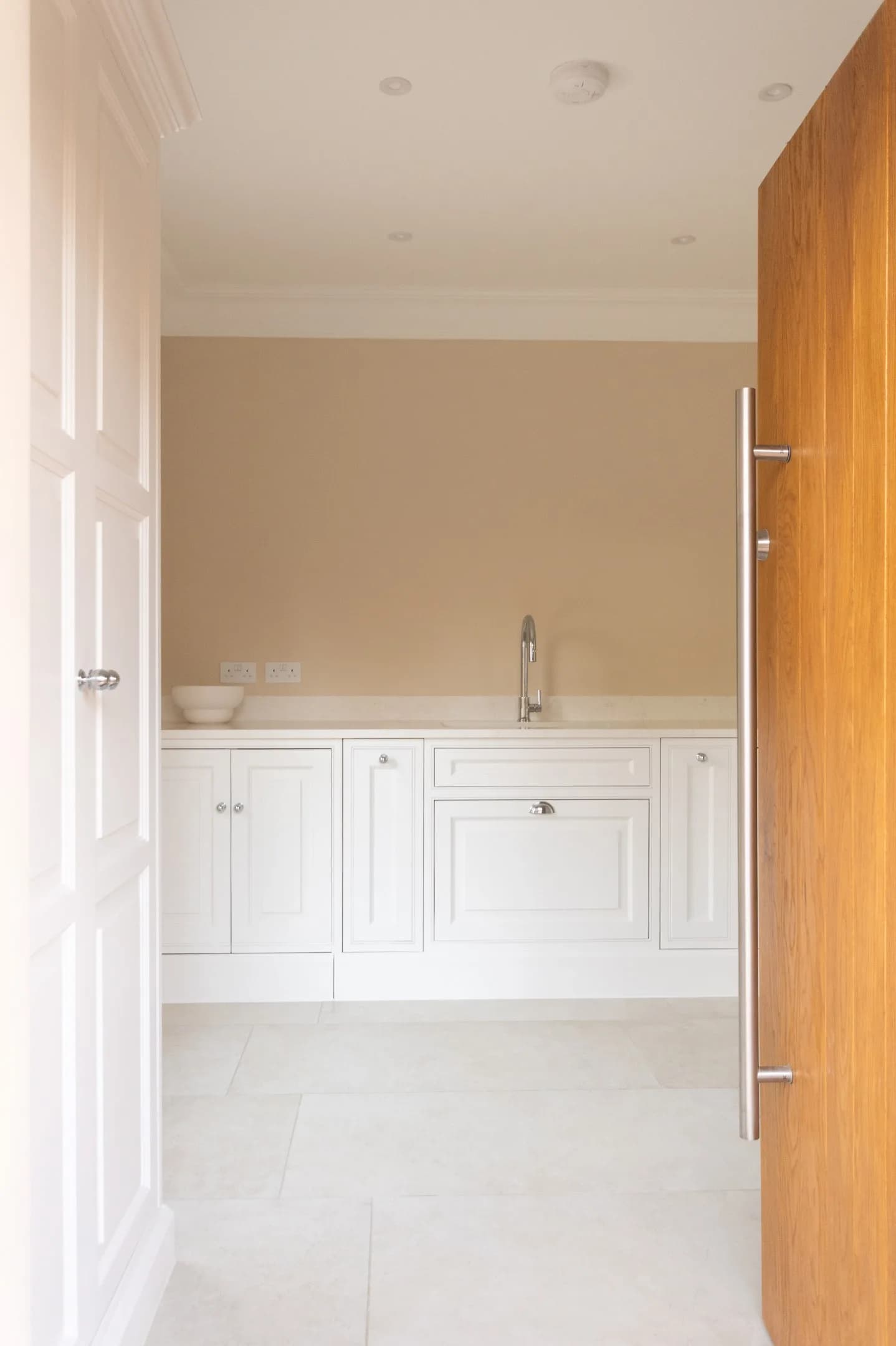 classic-raised-shaker-style-sandy-handmade-kitchen-company (51)