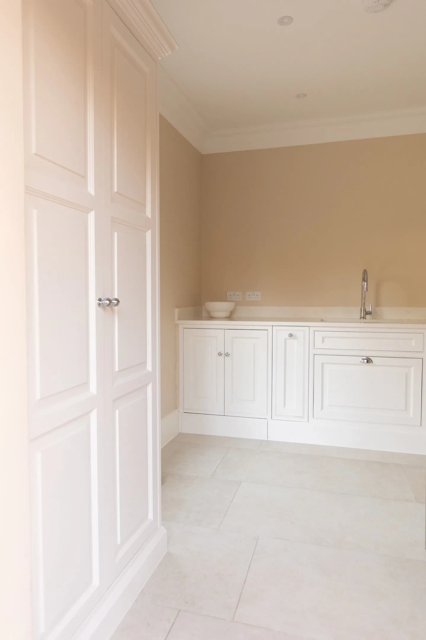classic-raised-shaker-style-sandy-handmade-kitchen-company (52)