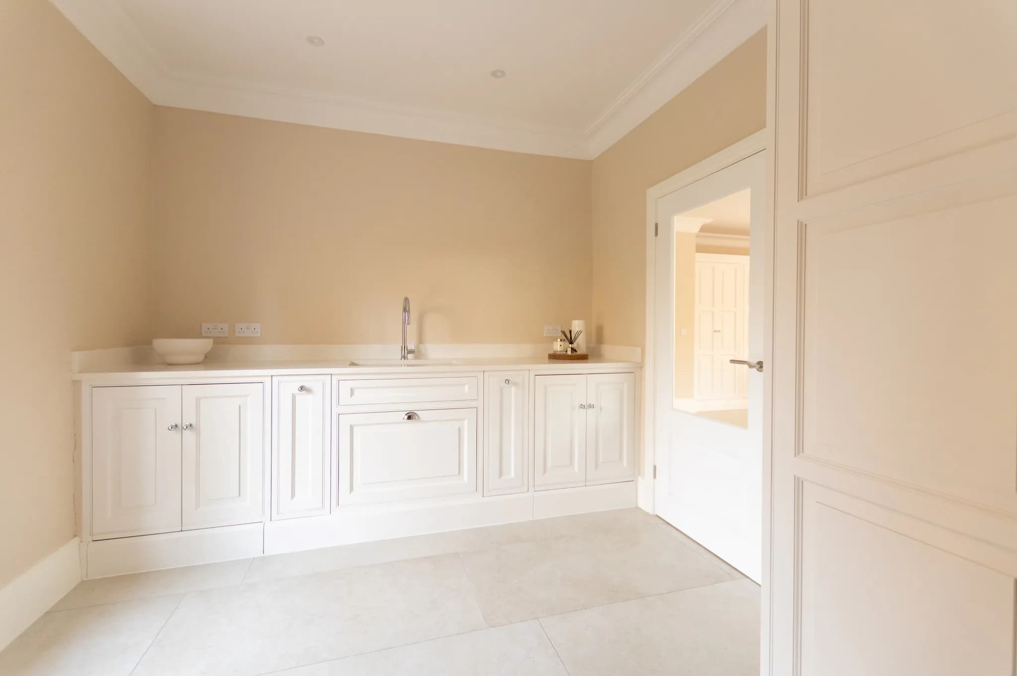 classic-raised-shaker-style-sandy-handmade-kitchen-company (57)