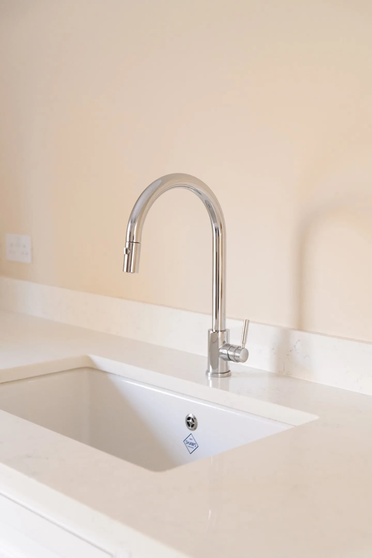 classic-raised-shaker-style-sandy-handmade-kitchen-company (62)