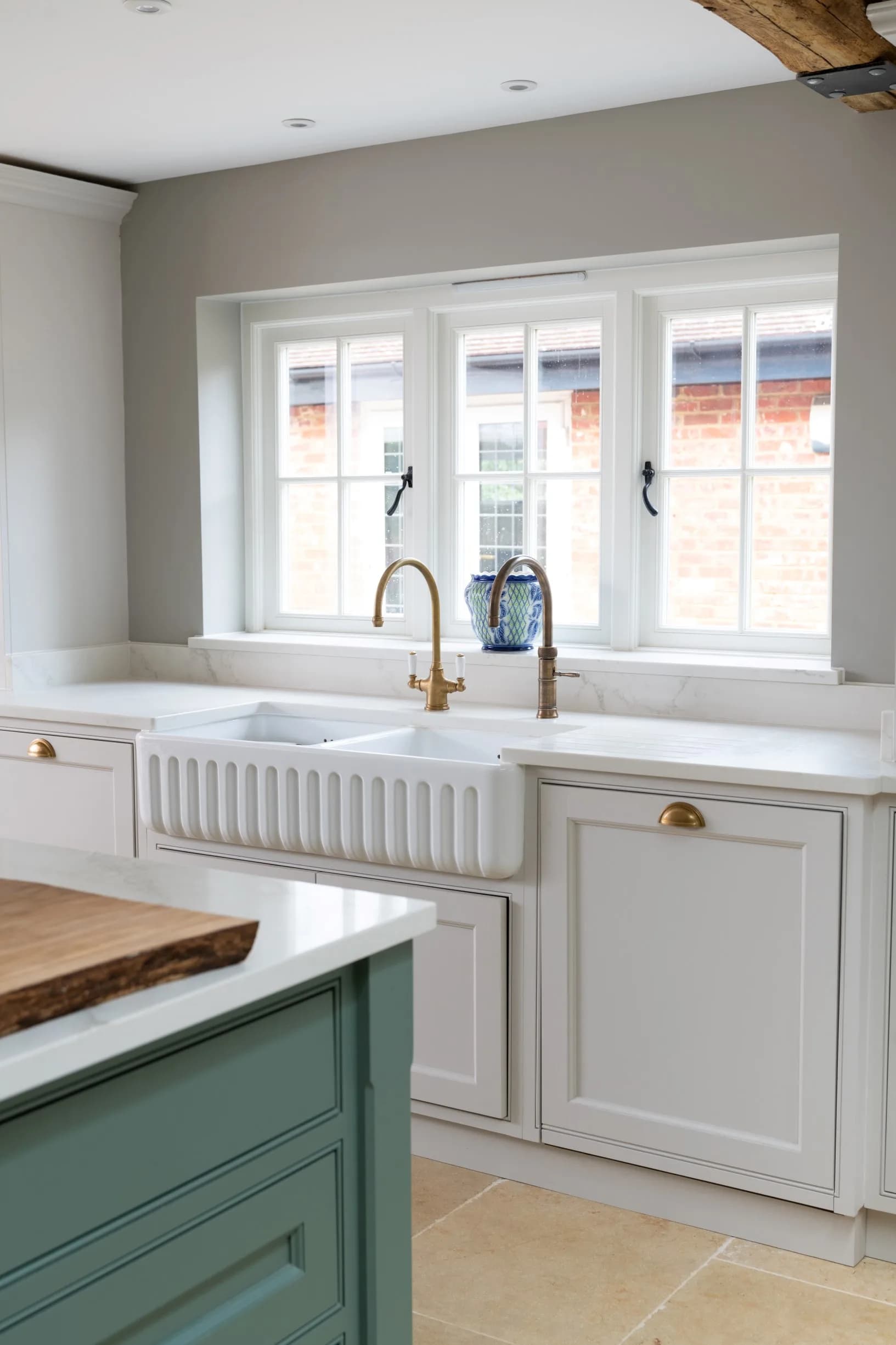 classic-shaker-in-frame-shaker-kitchen-maidenhead-handmade-kitchen-company (52)