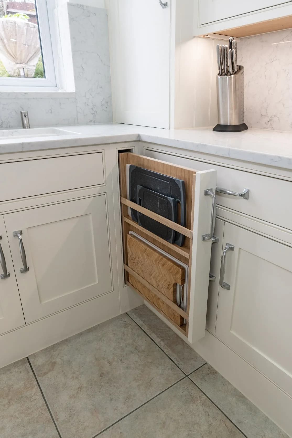 classic-shaker-kitchen-sub-zero-wolf-cuffley-herts-handmade-kitchen-company (13)