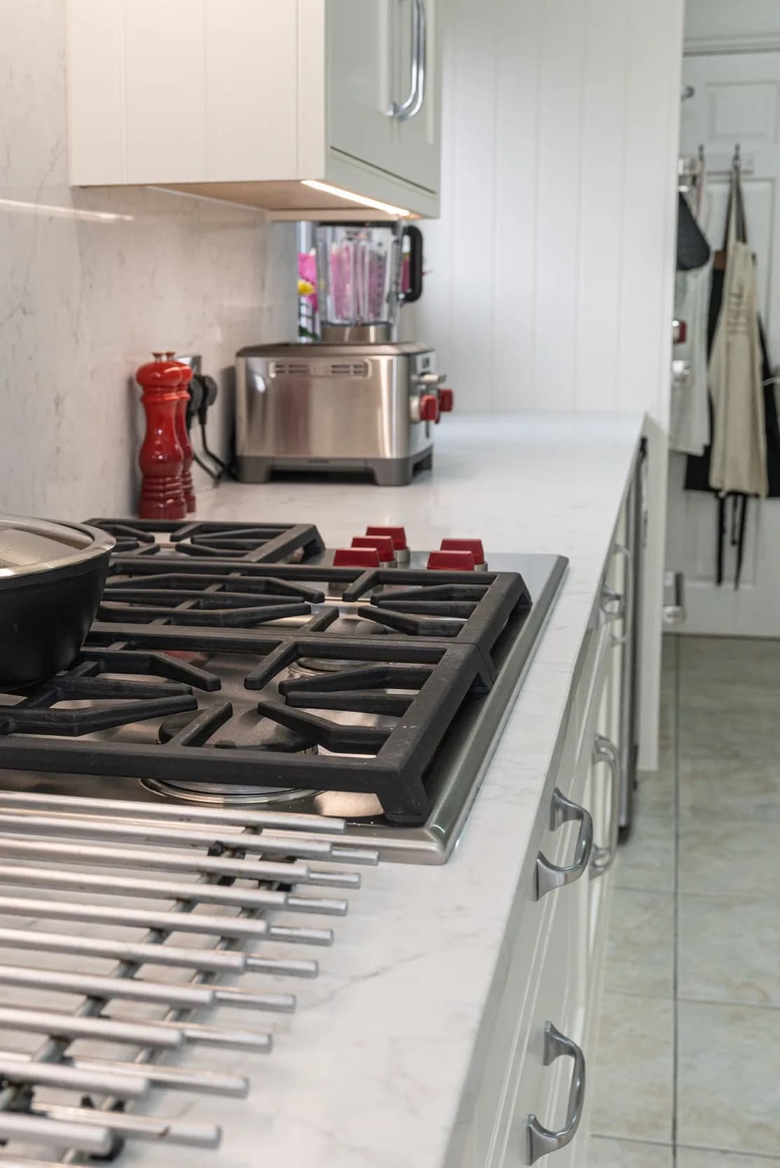 classic-shaker-kitchen-sub-zero-wolf-cuffley-herts-handmade-kitchen-company (15)