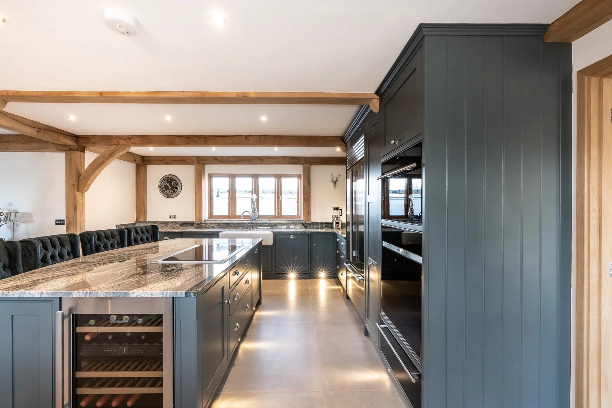 classic-shaker-style-kitchen-53-henham-essex-handmade-kitchen-co (2) (Custom)