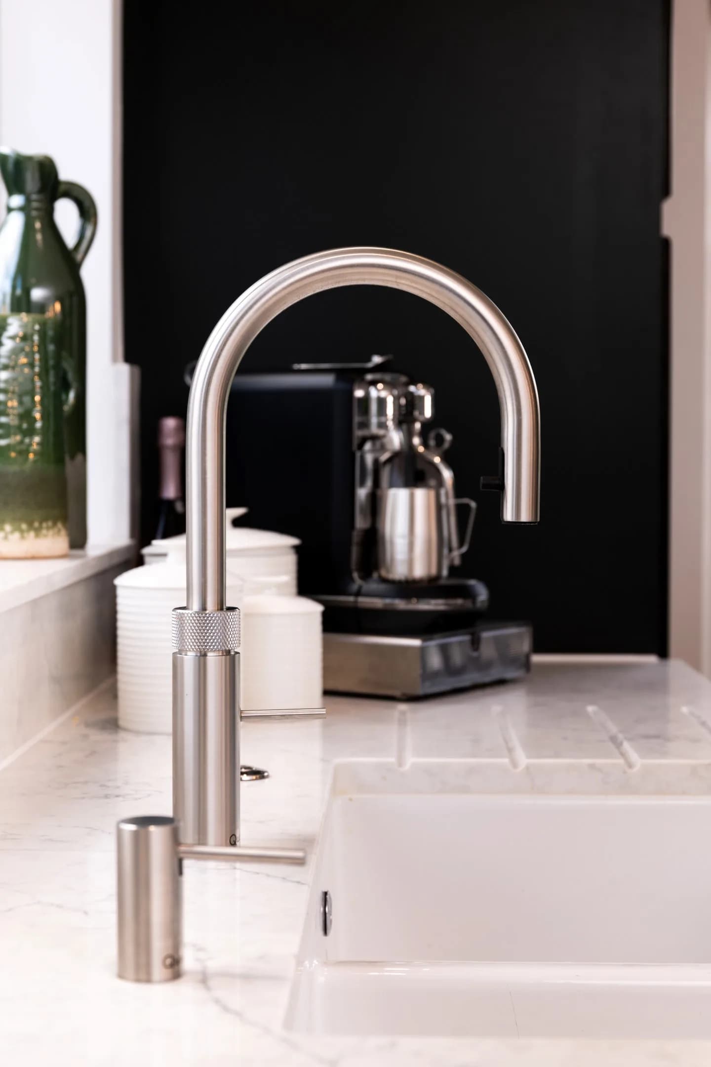 handleless-traditional-mapesbury-shaker-essex-handmade-kitchen-company (2)