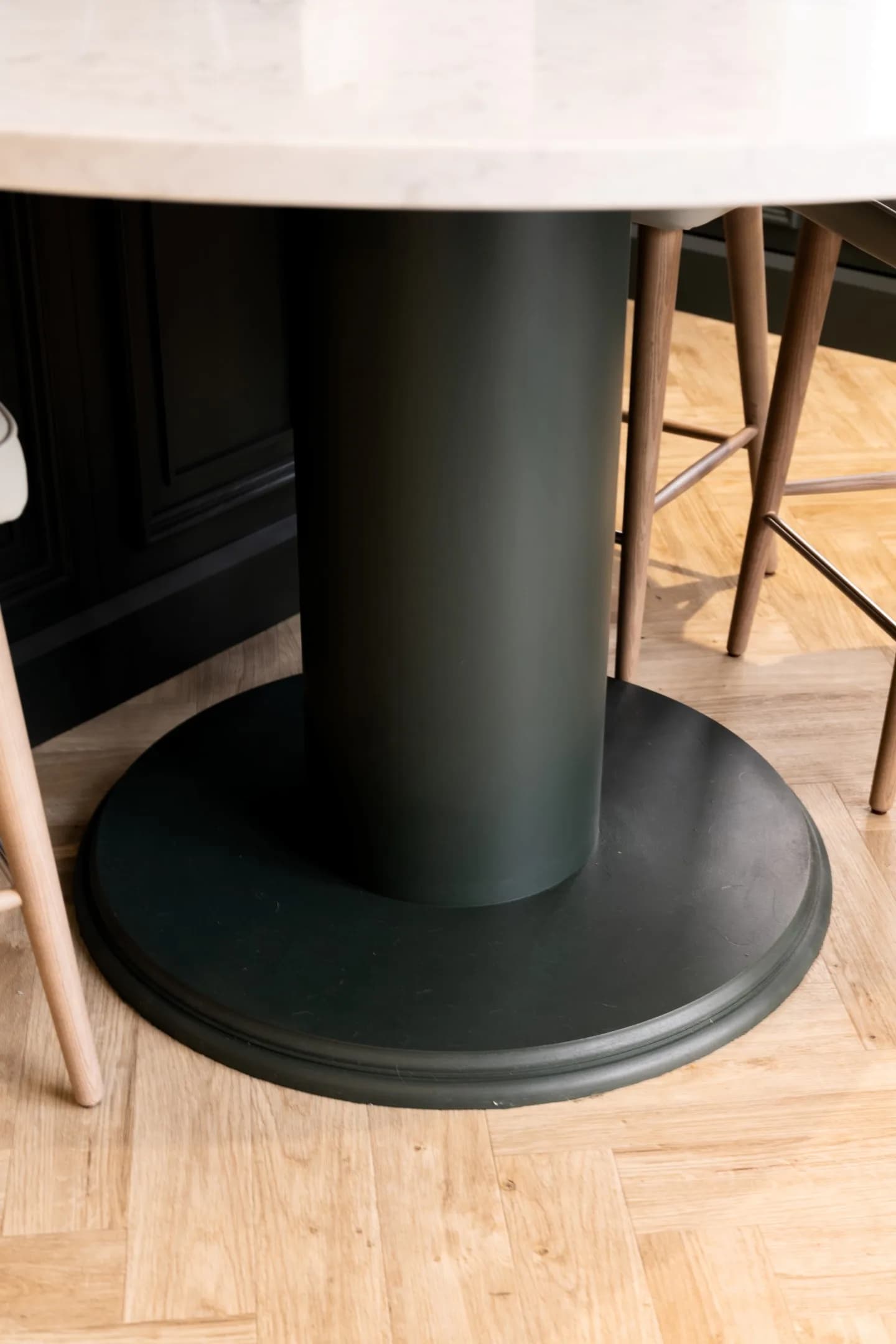 handleless-traditional-mapesbury-shaker-essex-handmade-kitchen-company (23)