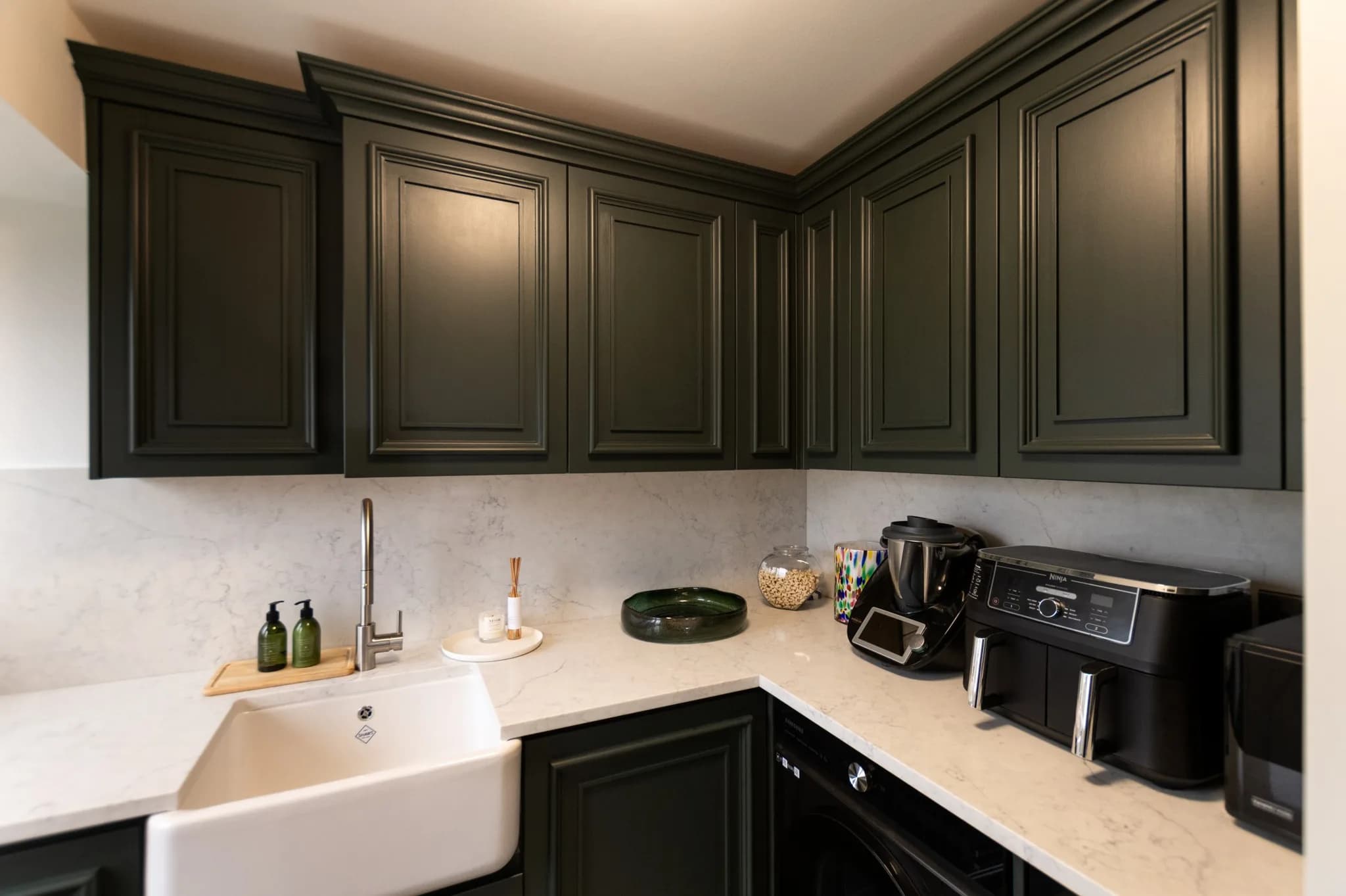 handleless-traditional-mapesbury-shaker-essex-handmade-kitchen-company (26)