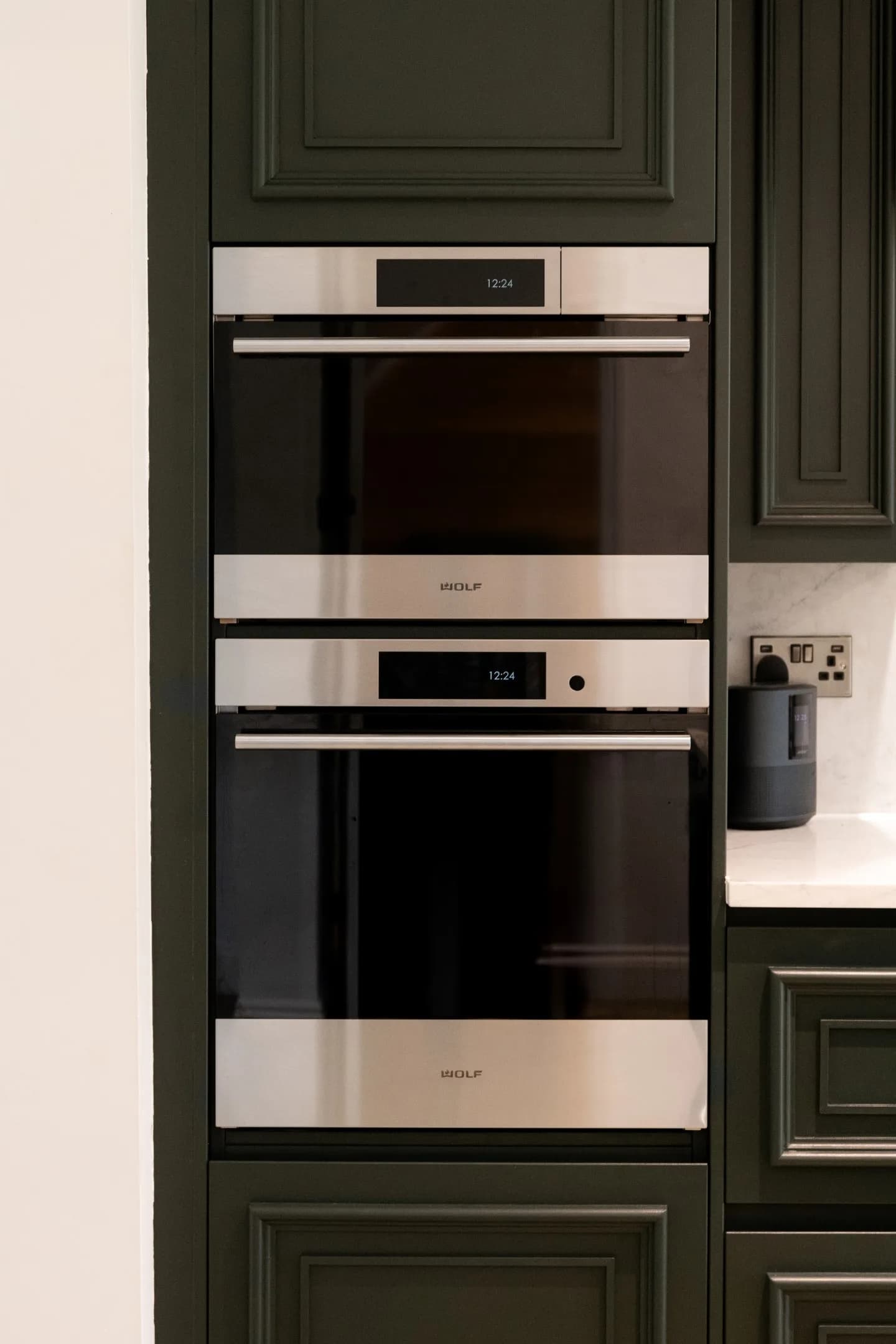 handleless-traditional-mapesbury-shaker-essex-handmade-kitchen-company (38)