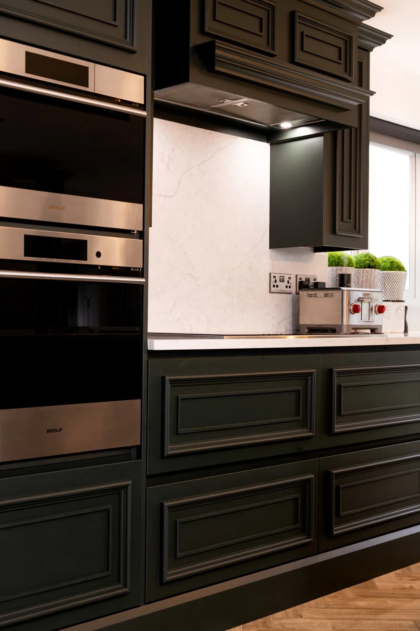 handleless-traditional-mapesbury-shaker-essex-handmade-kitchen-company (44)