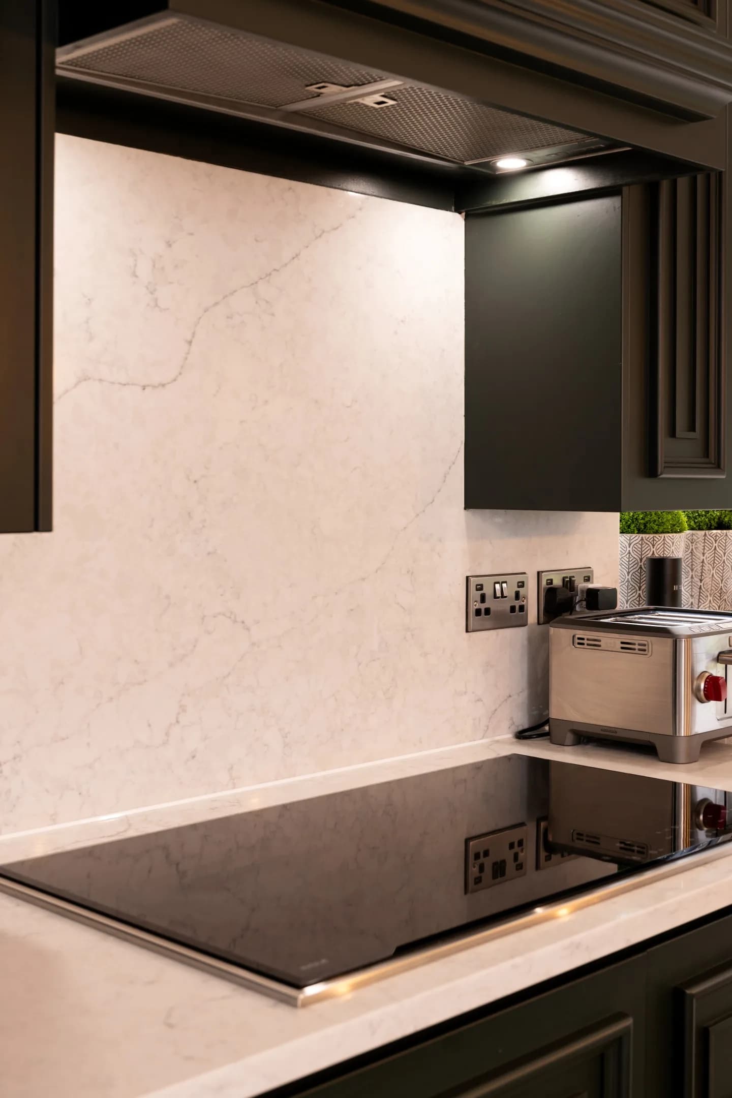 handleless-traditional-mapesbury-shaker-essex-handmade-kitchen-company (48)