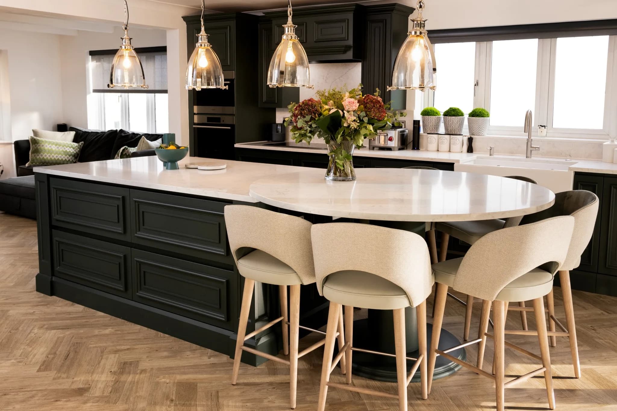 handleless-traditional-mapesbury-shaker-essex-handmade-kitchen-company (53)