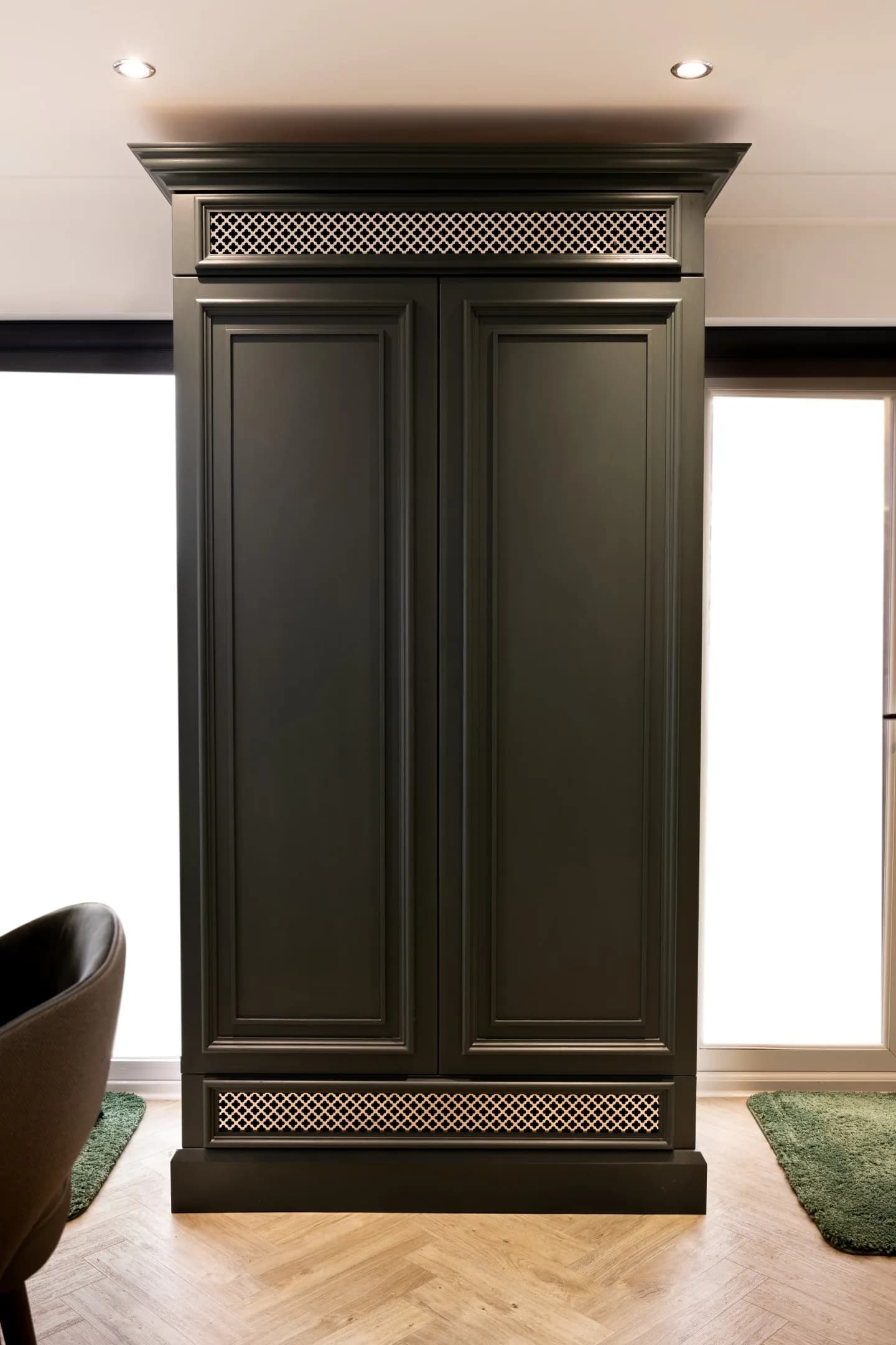 handleless-traditional-mapesbury-shaker-essex-handmade-kitchen-company (69)