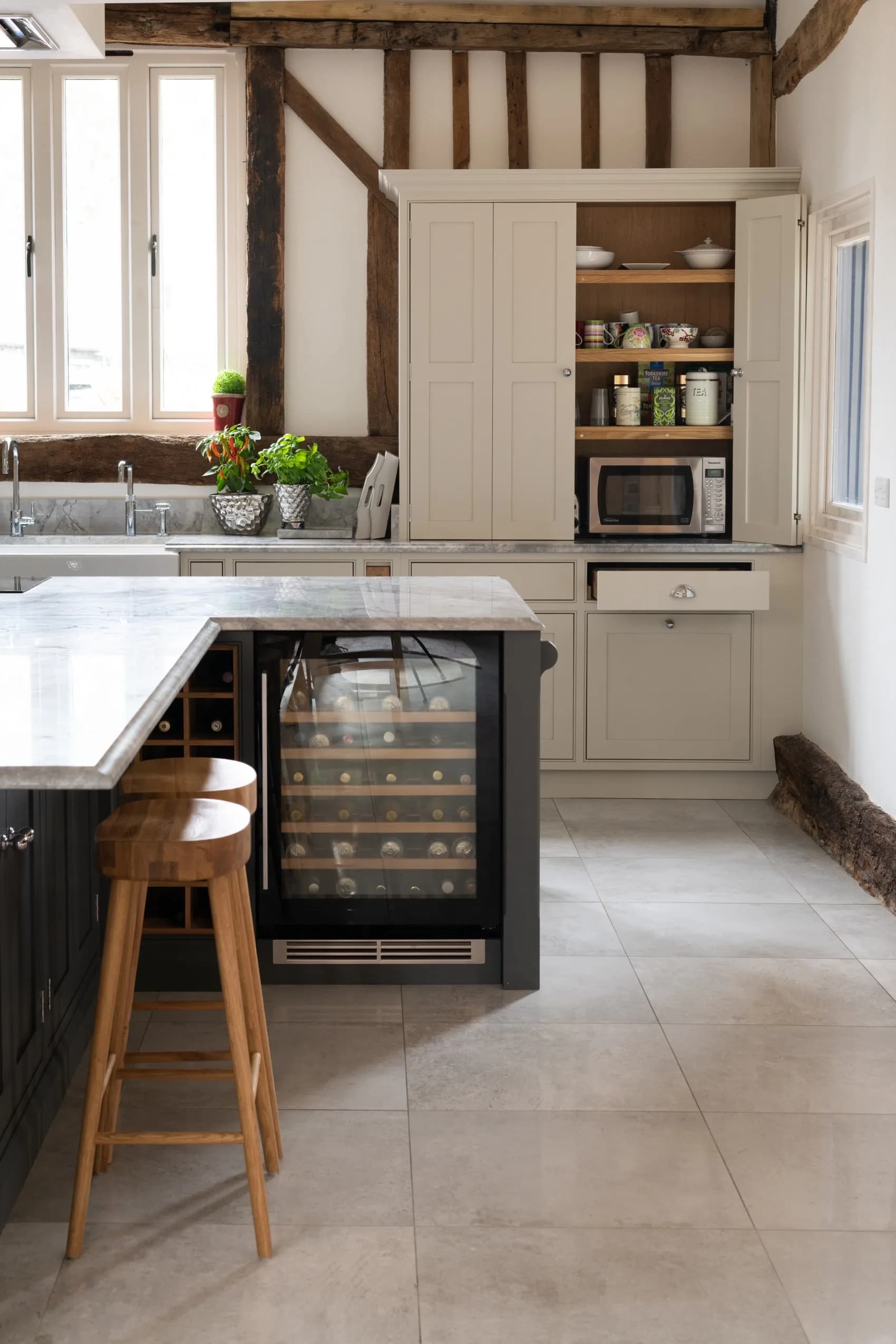 handmade-in-frame-shaker-kitchen-little-canfield-handmade-kitchen-co (12)