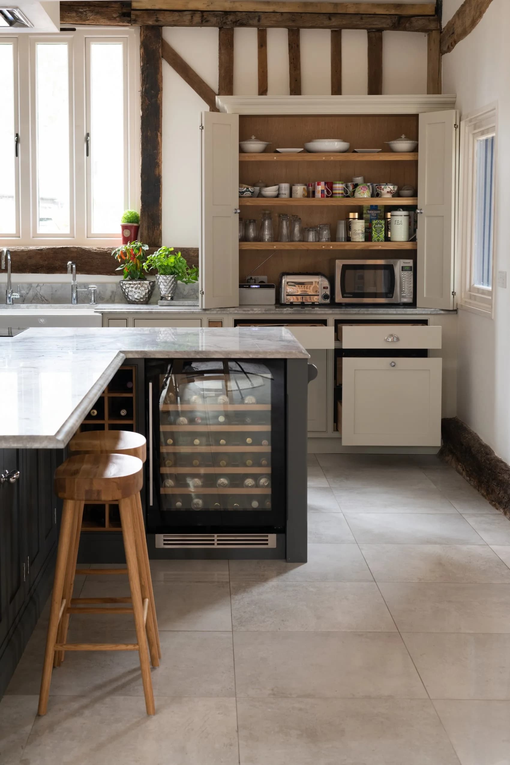 handmade-in-frame-shaker-kitchen-little-canfield-handmade-kitchen-co (15)