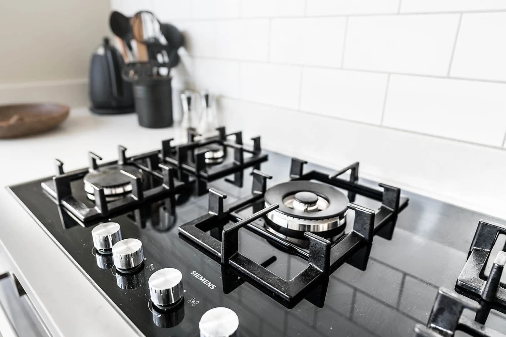 modern-shaker-style-kitchen-29-london-sw12-07