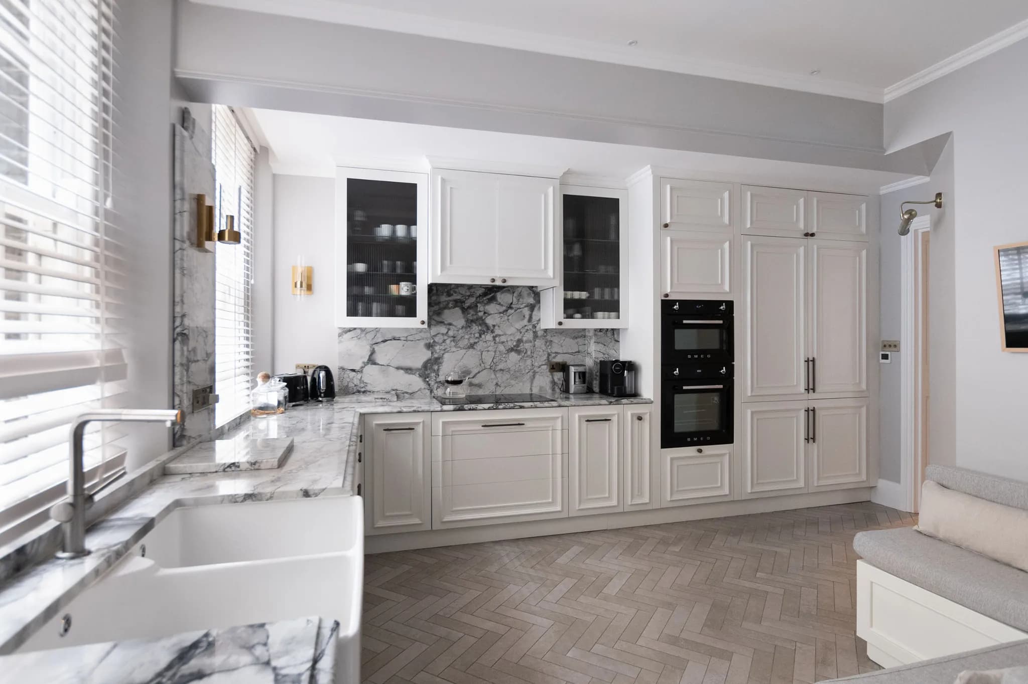 Traditional Lay-On 39 - Chelsea, London