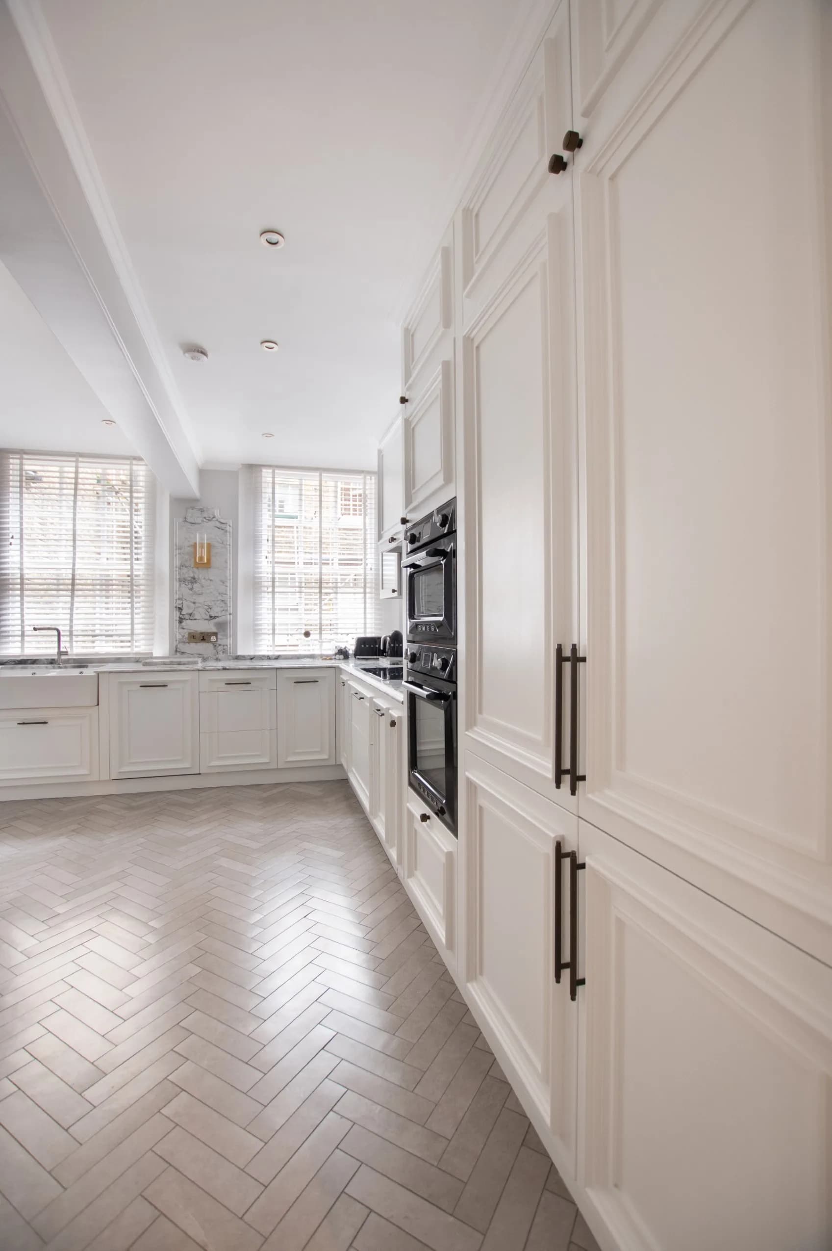 traditional-lay-on-shaker-bespoke-kitchen-chelsea-handmade-kitchen-co (33)