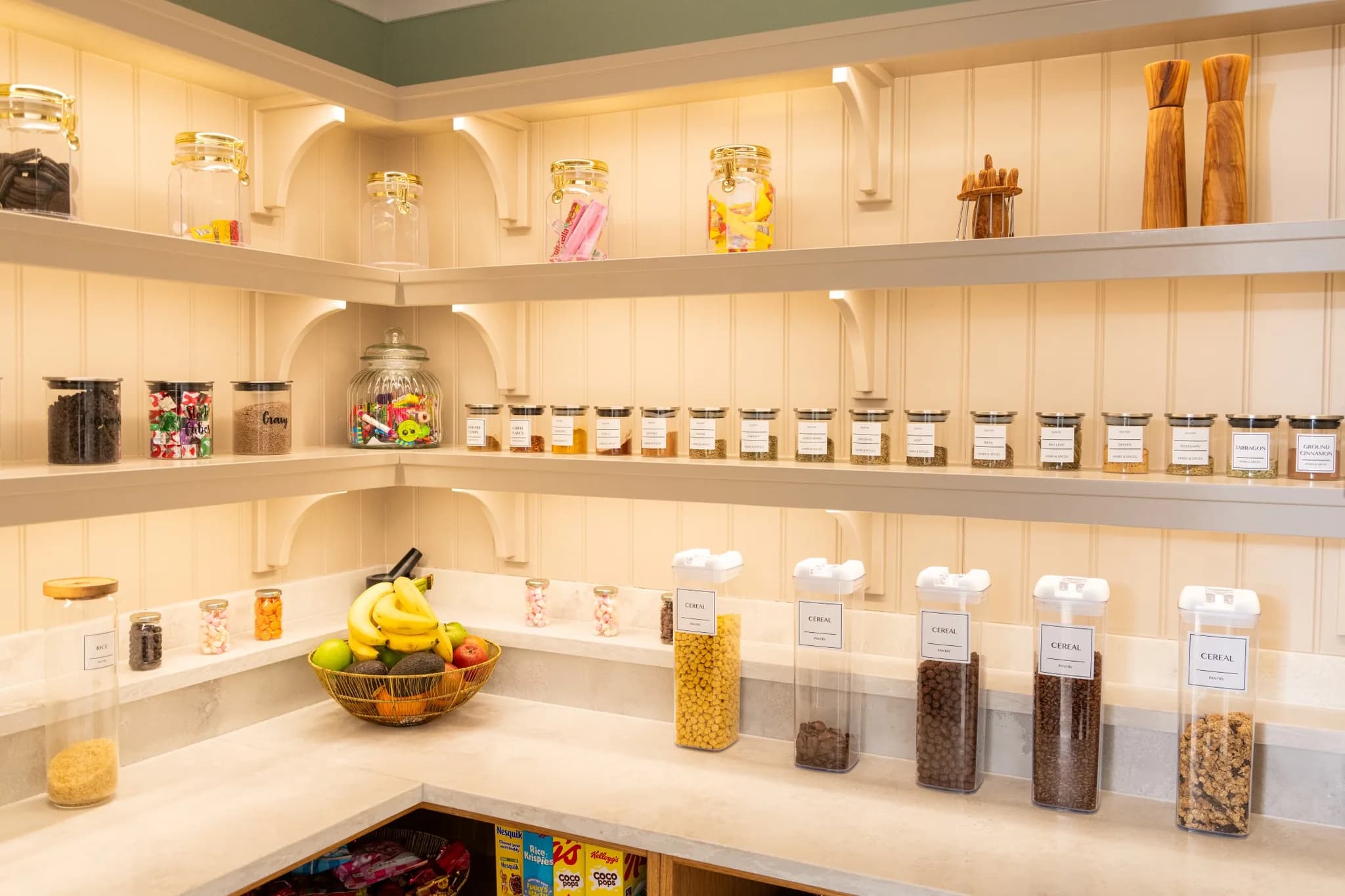 traditional-mapesbury-pantry-essex-handmade-kitchen-company (1 (12)