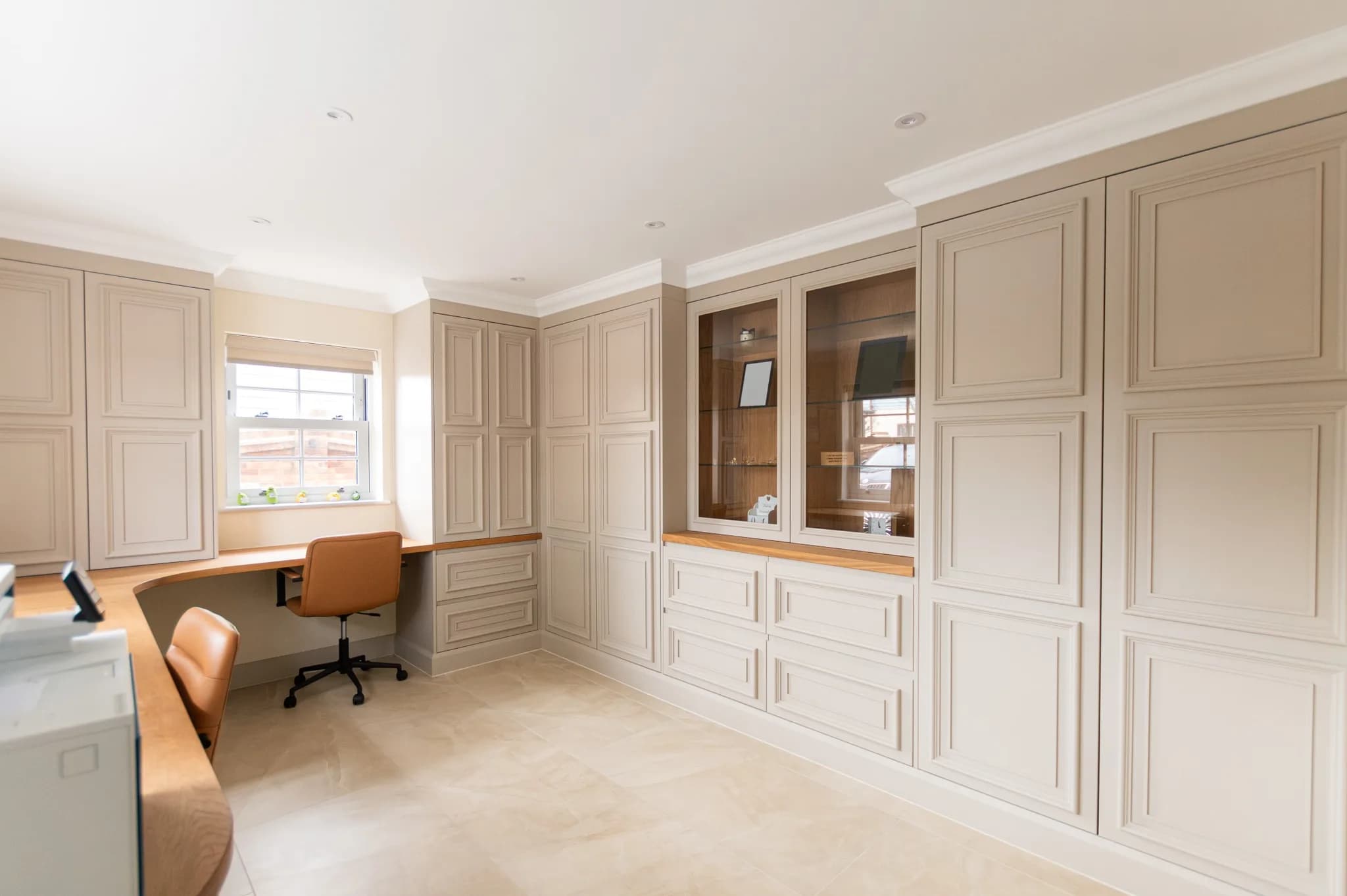 traditional-mapesbury-study-essex-handmade-kitchen-company (1)
