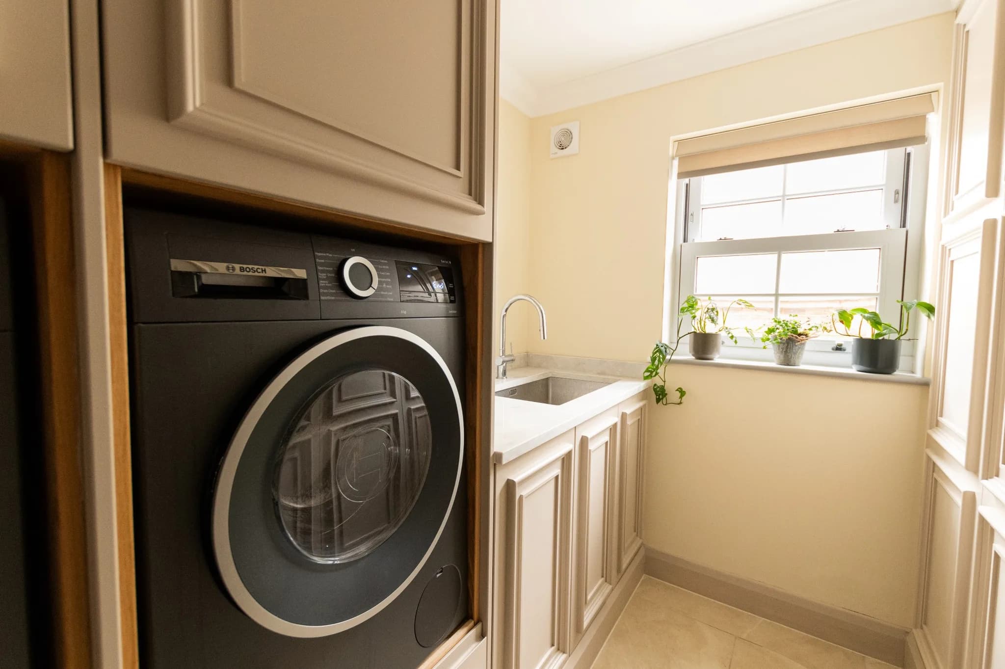 traditional-mapesbury-utility-essex-handmade-kitchen-co (6)