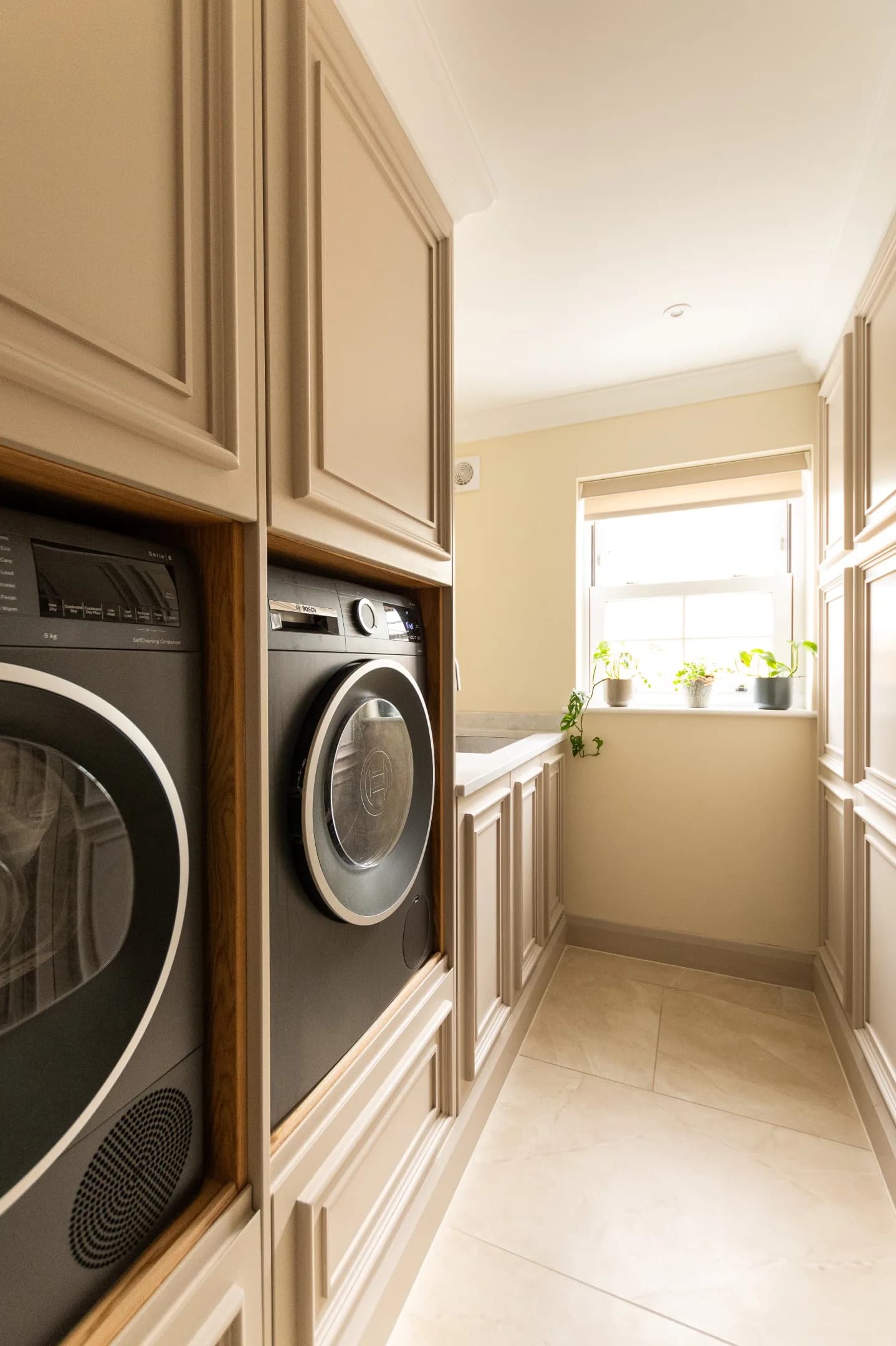 traditional-mapesbury-utility-essex-handmade-kitchen-co (7)