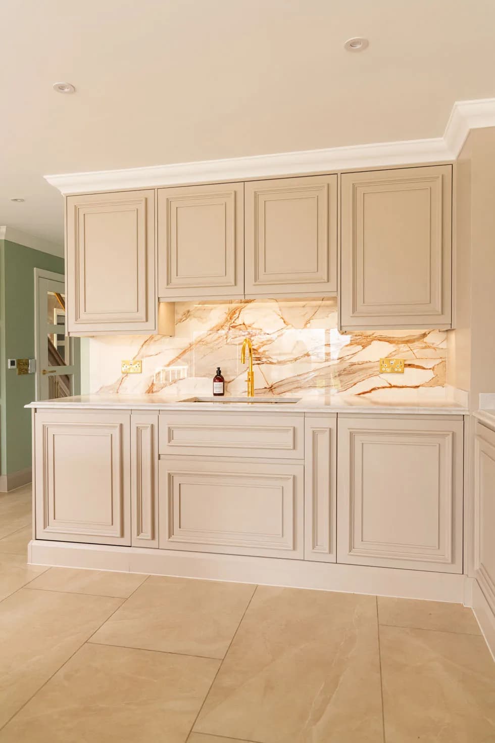 traditional-mapesburys-shaker-kitchen-essex-handmade-kitchen- (15)