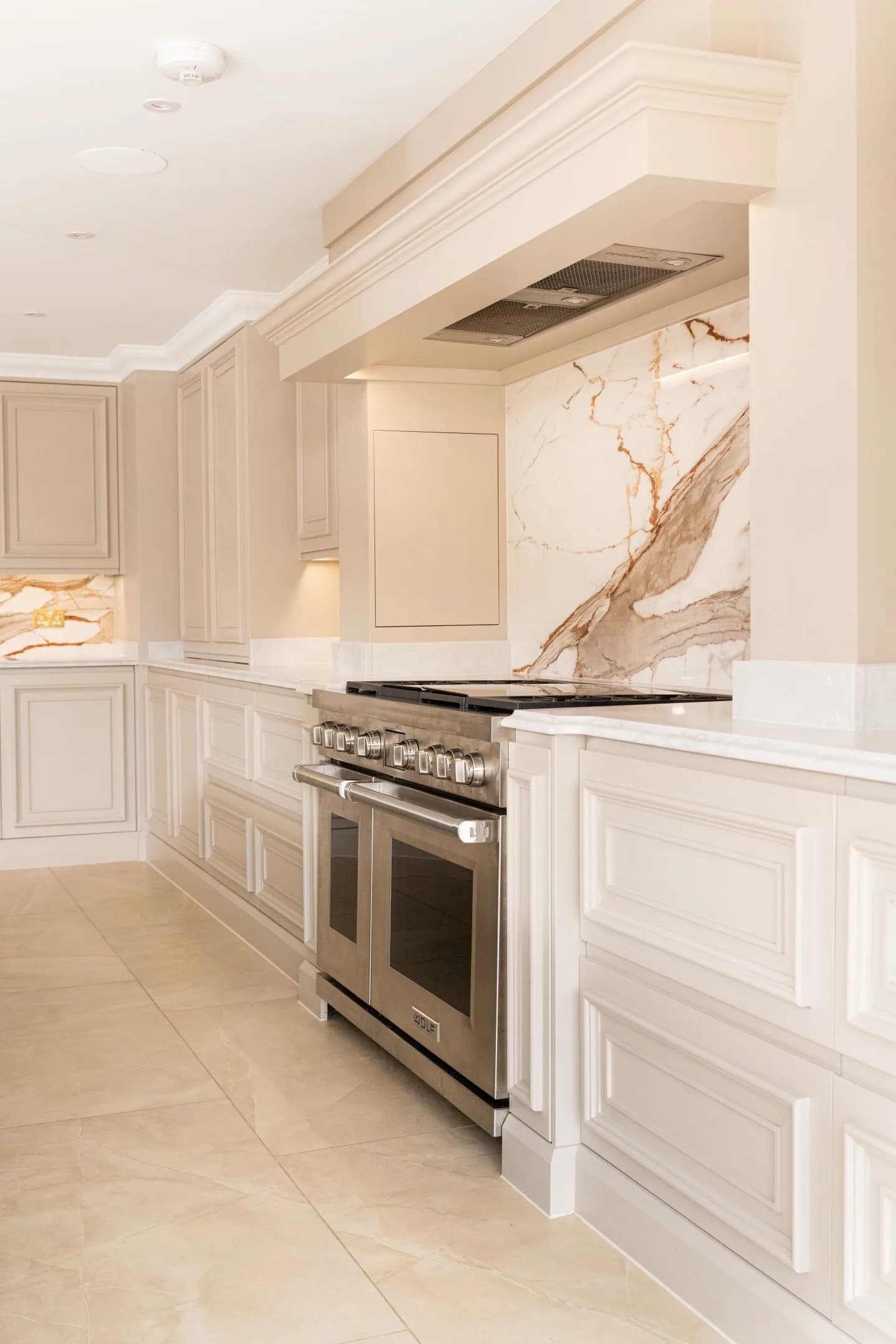 traditional-mapesburys-shaker-kitchen-essex-handmade-kitchen- (26)