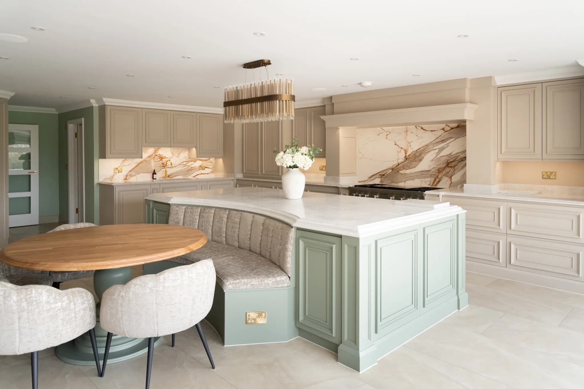 traditional-mapesburys-shaker-kitchen-essex-handmade-kitchen- (5)