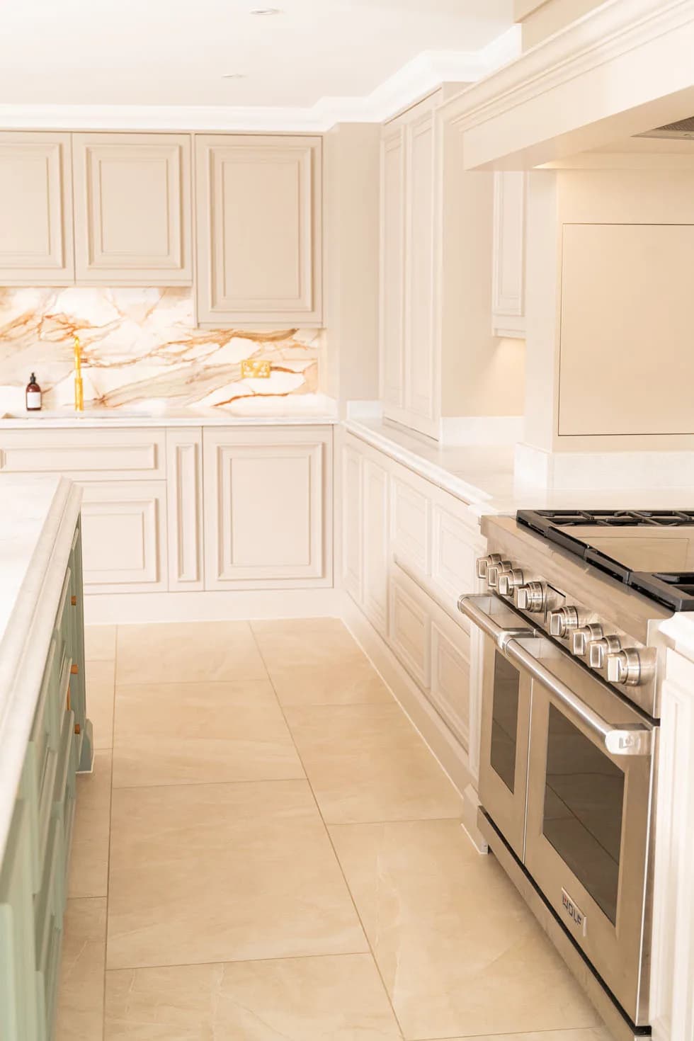 traditional-mapesburys-shaker-kitchen-essex-handmade-kitchen- (55)