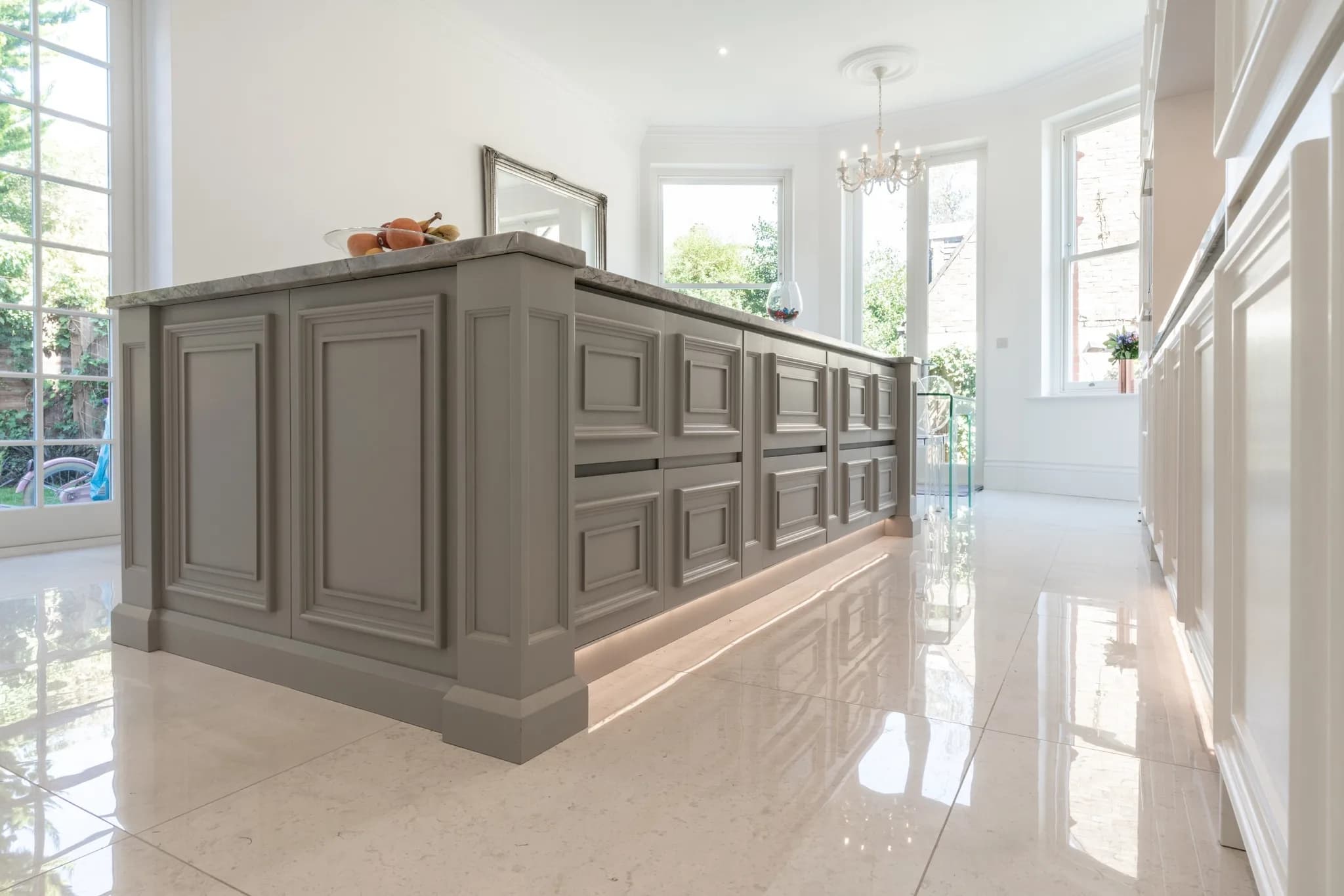 traditional-moulded-contemporary-mapesbury-handmade-kitchen-company-essex (4)