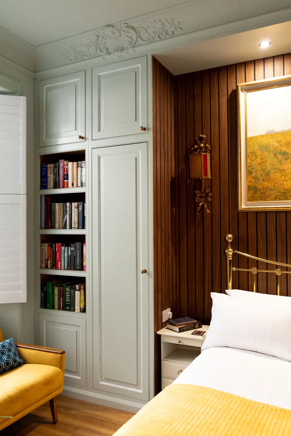 traditional-raised-shaker-bedroom-kensington-handmade-kitchen-company (5)