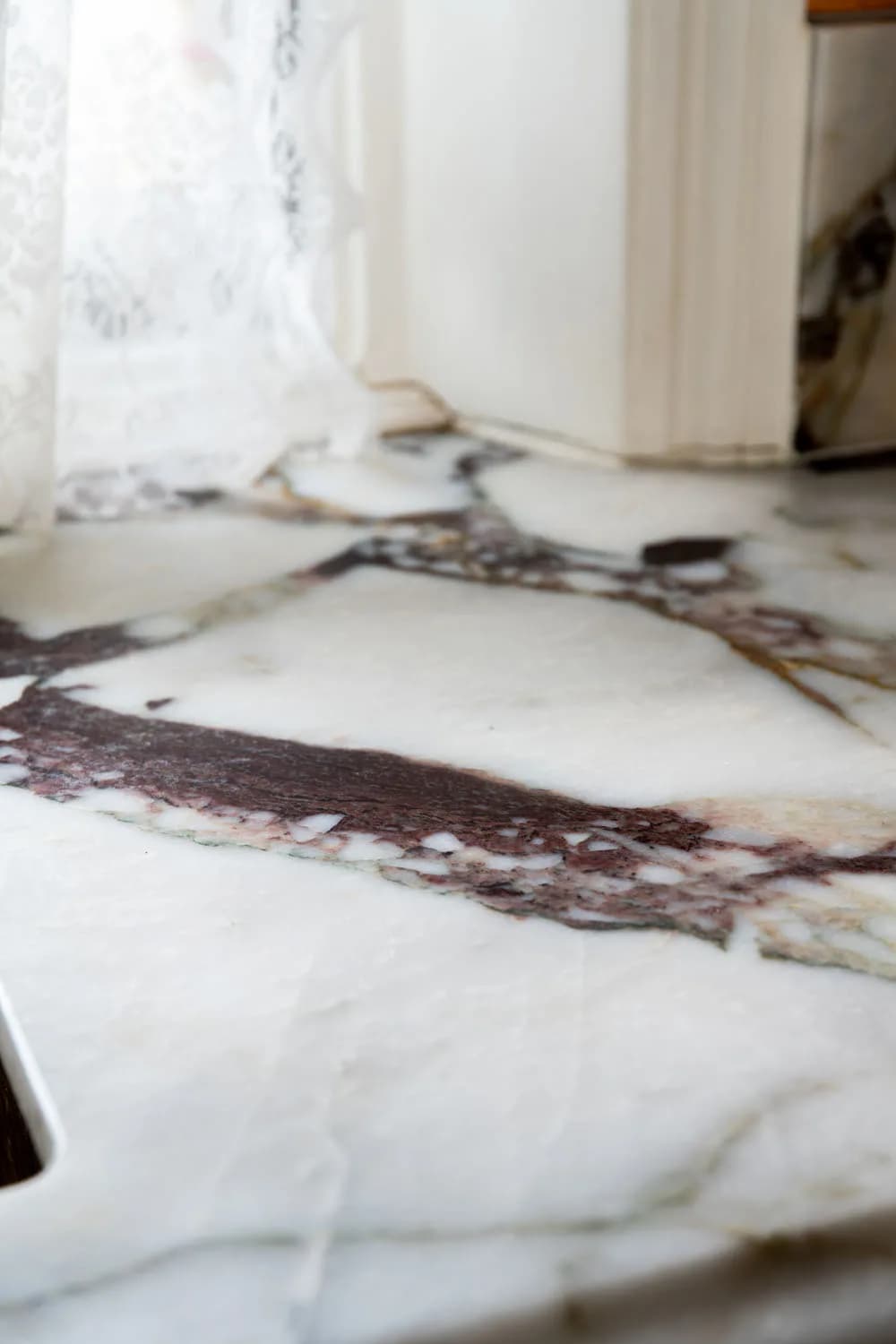 traditional-raised-shaker-kitchen-kensington-handmade-kitchen-company (11)