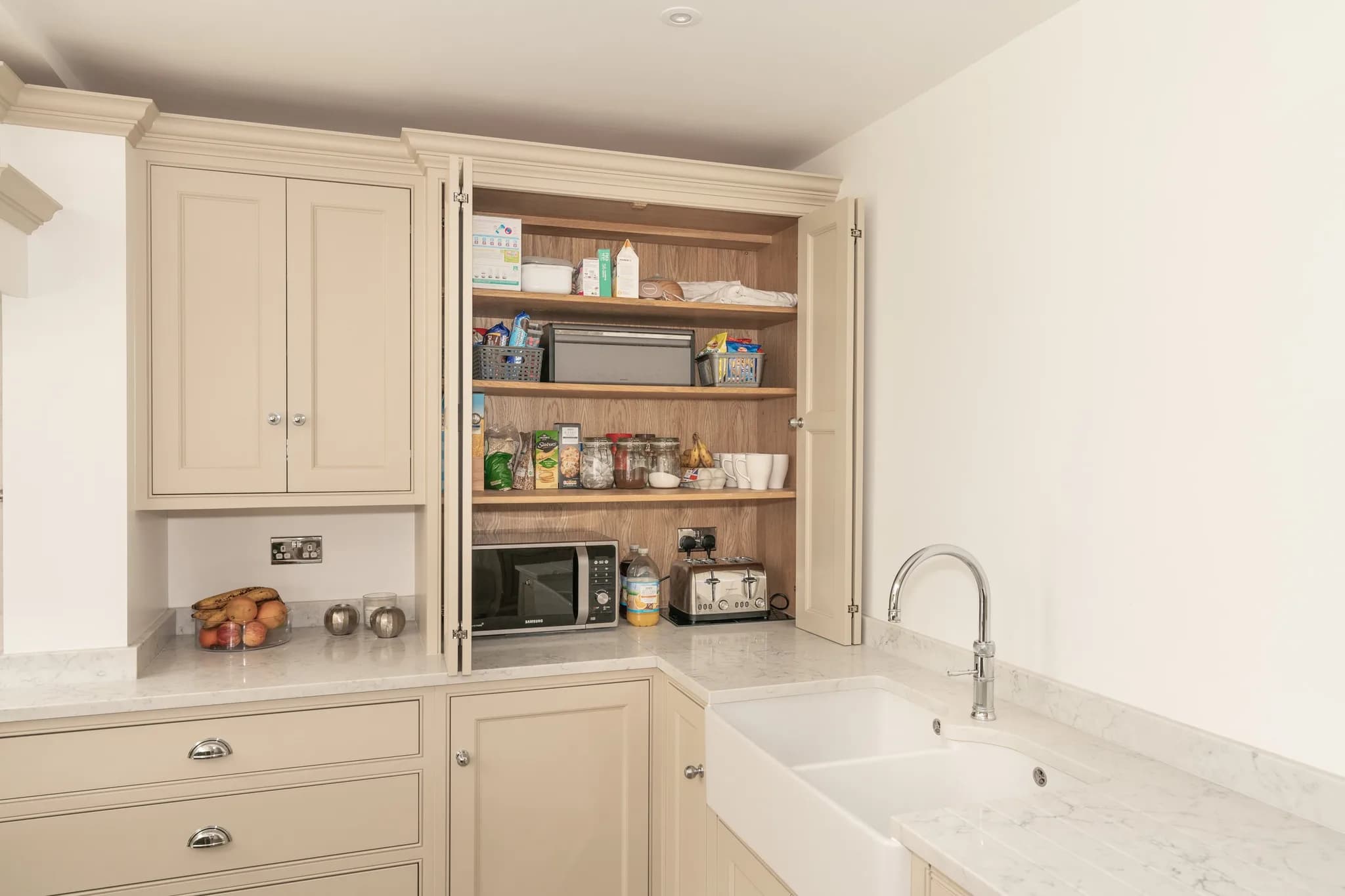 traditional-shaker-kitchen-elsenham-essex-handmade-kitchen-company (10)