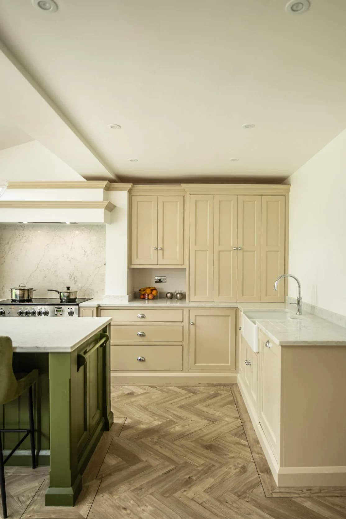 traditional-shaker-kitchen-elsenham-essex-handmade-kitchen-company (4)
