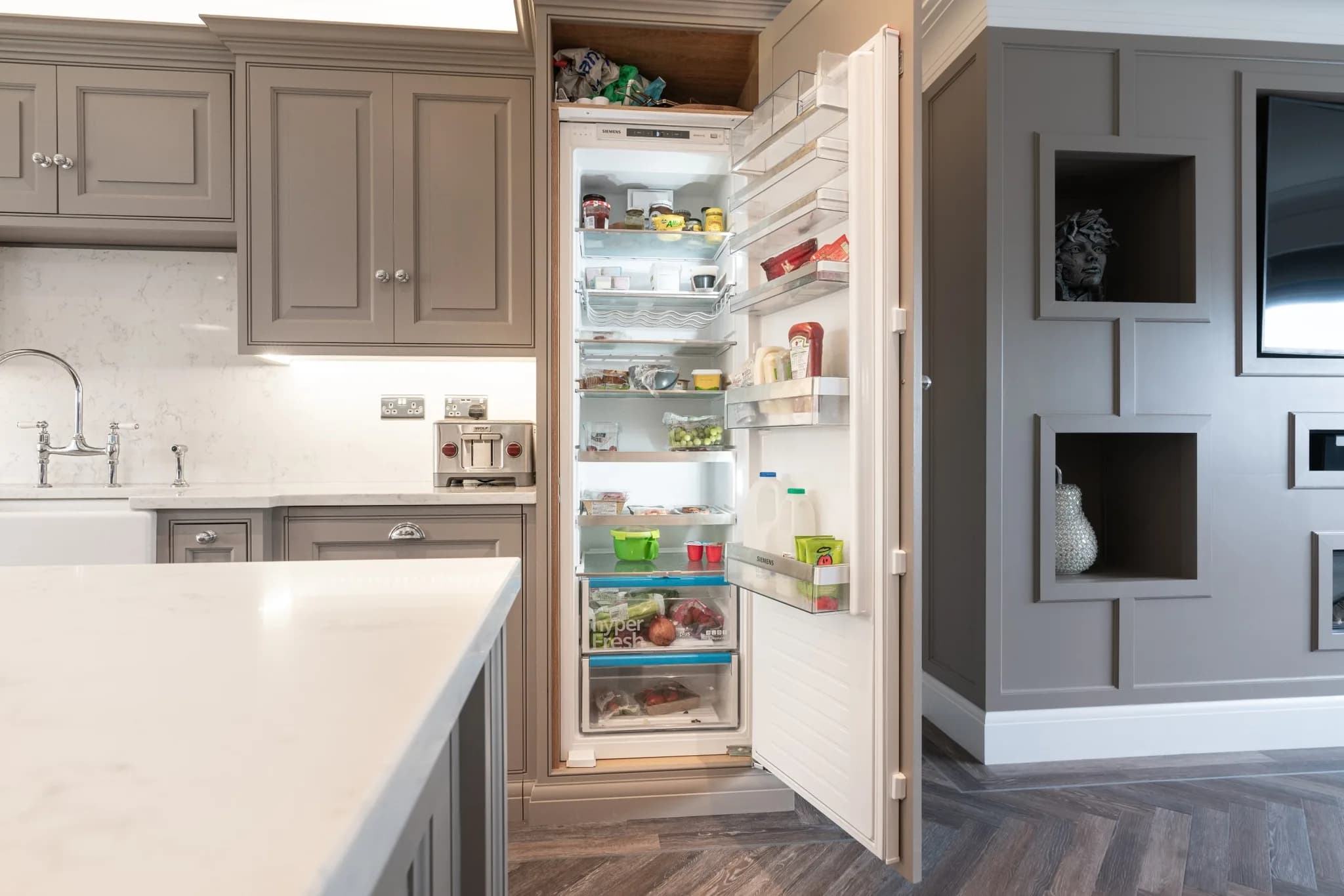 traditional-shaker-style-kitchen-28-cuffley-08
